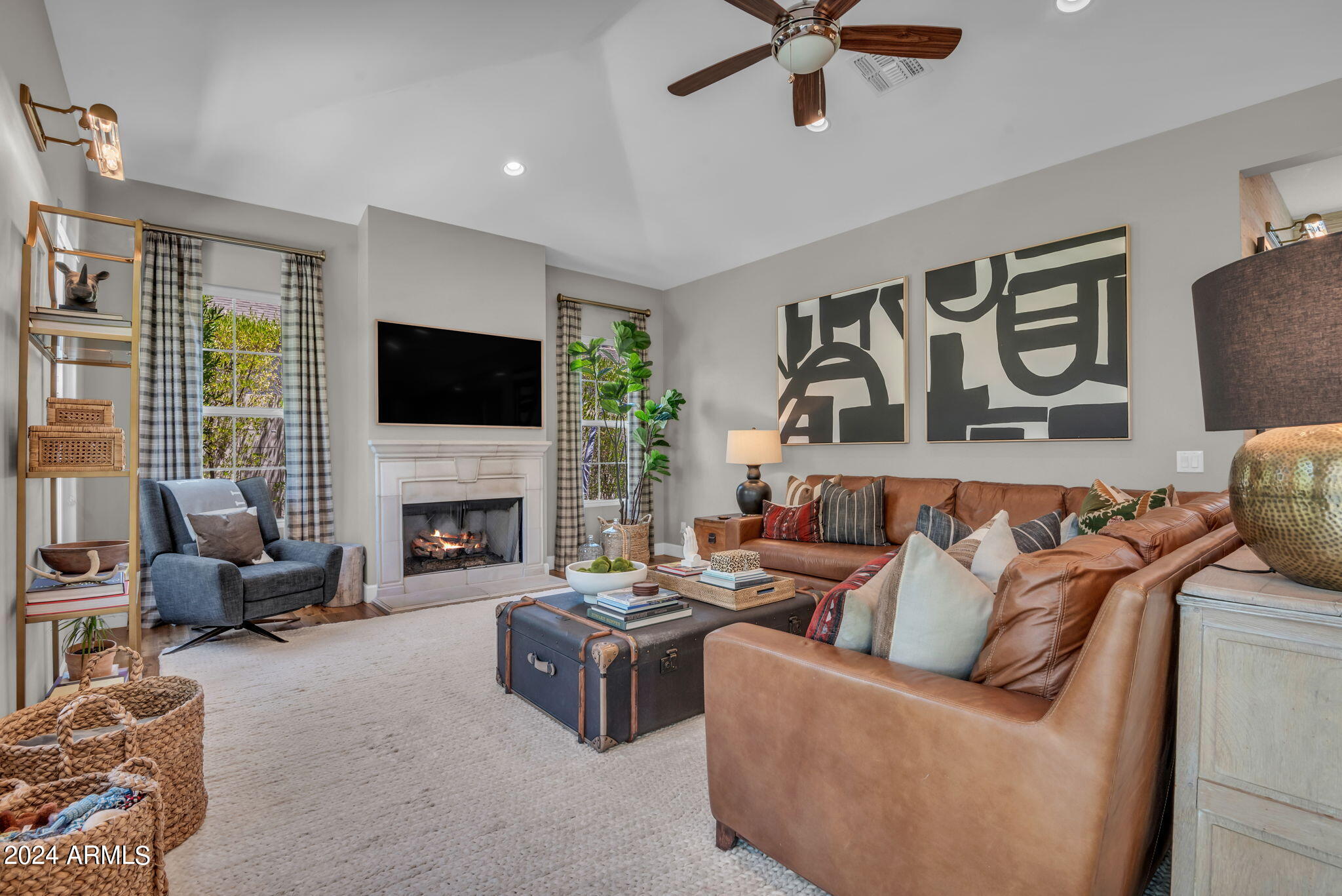 24 W MARLETTE Avenue