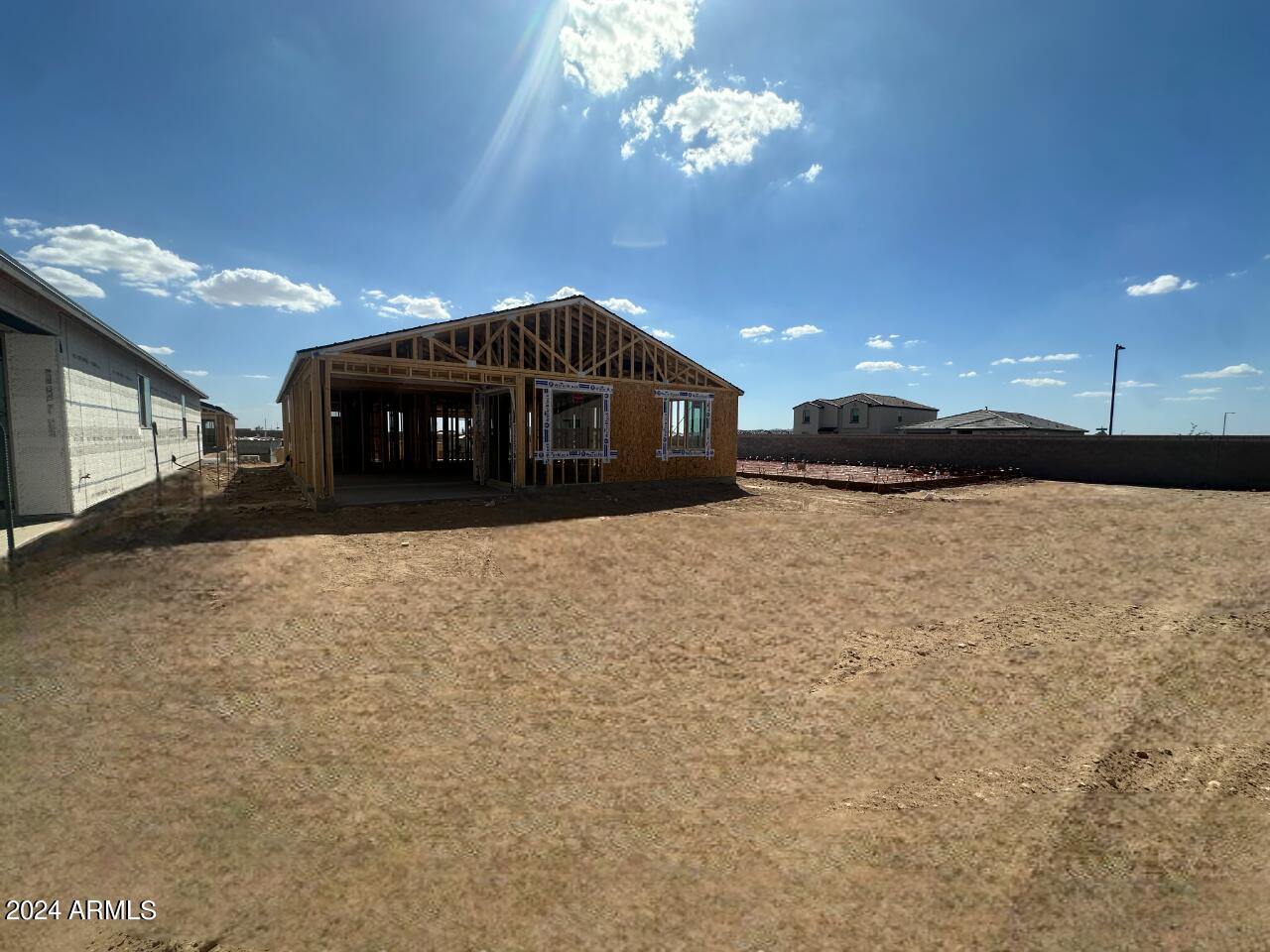 2324 E WAGON WHEEL Lane