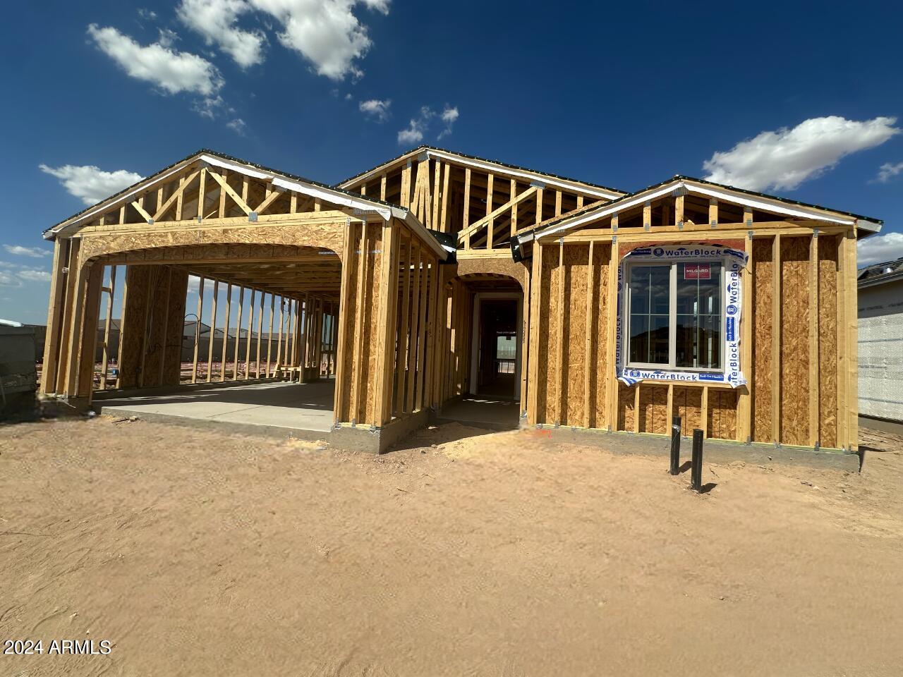 2324 E WAGON WHEEL Lane