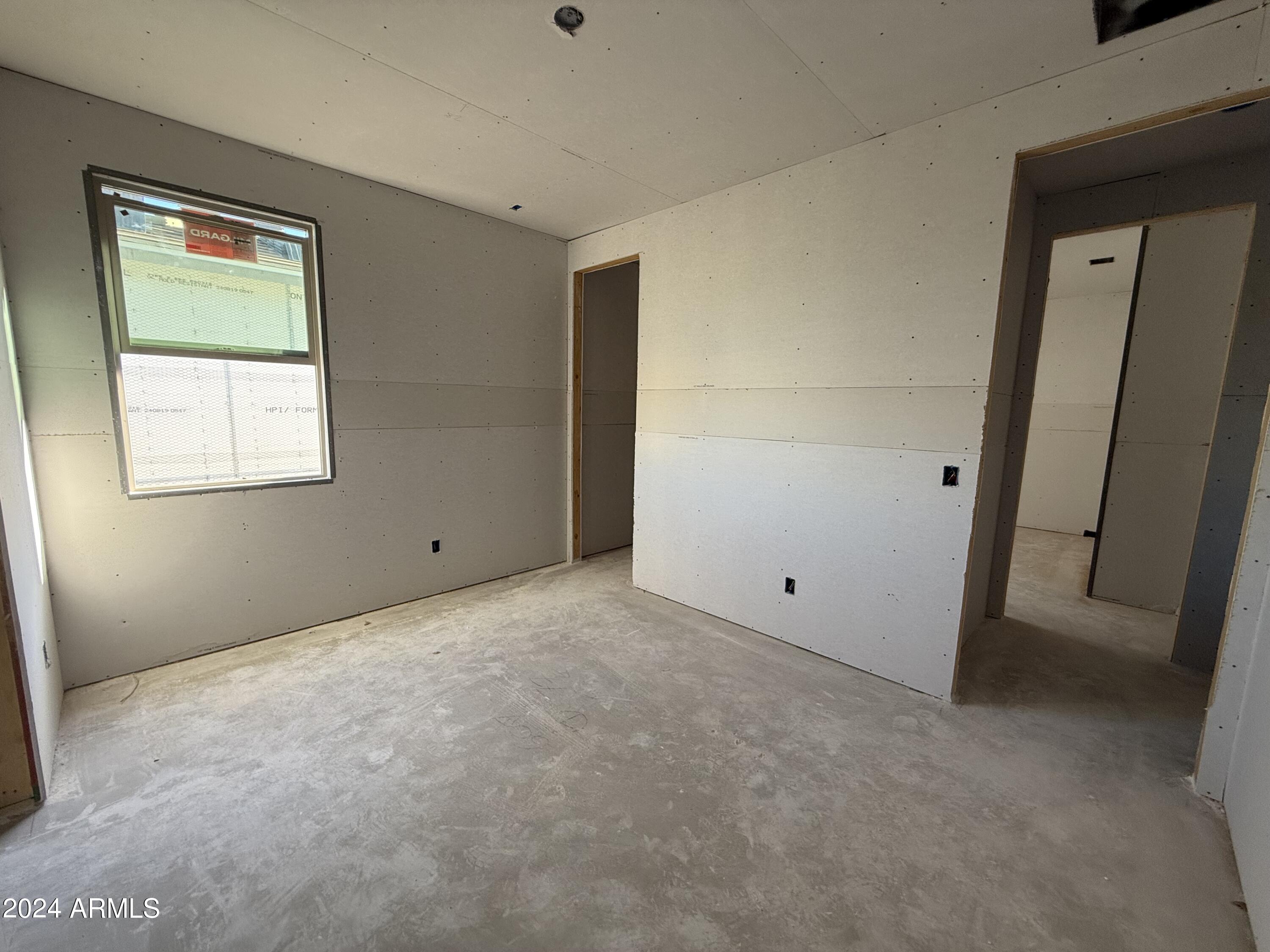 32196 N BUCKARRO Road