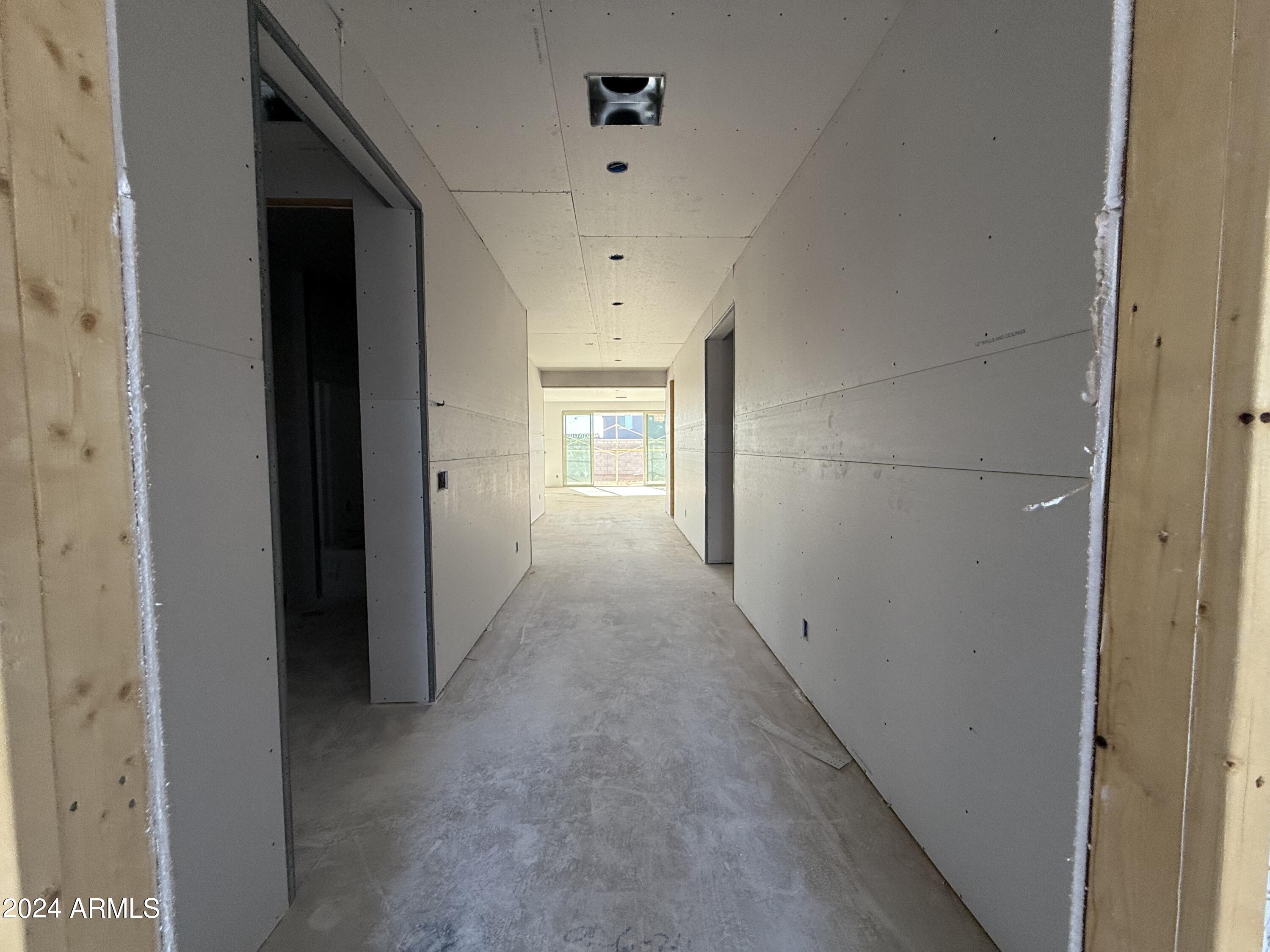 32196 N BUCKARRO Road