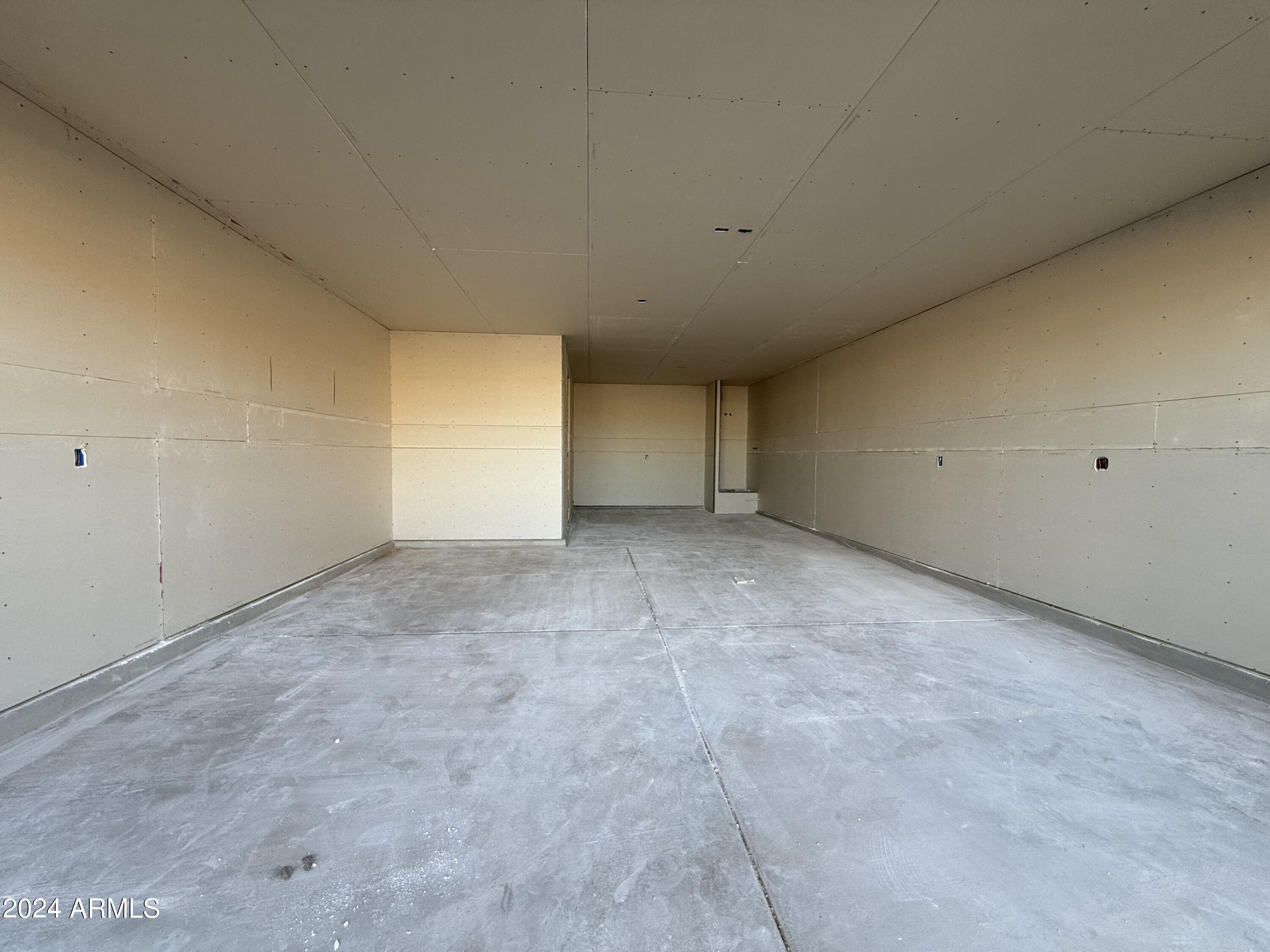 32196 N BUCKARRO Road