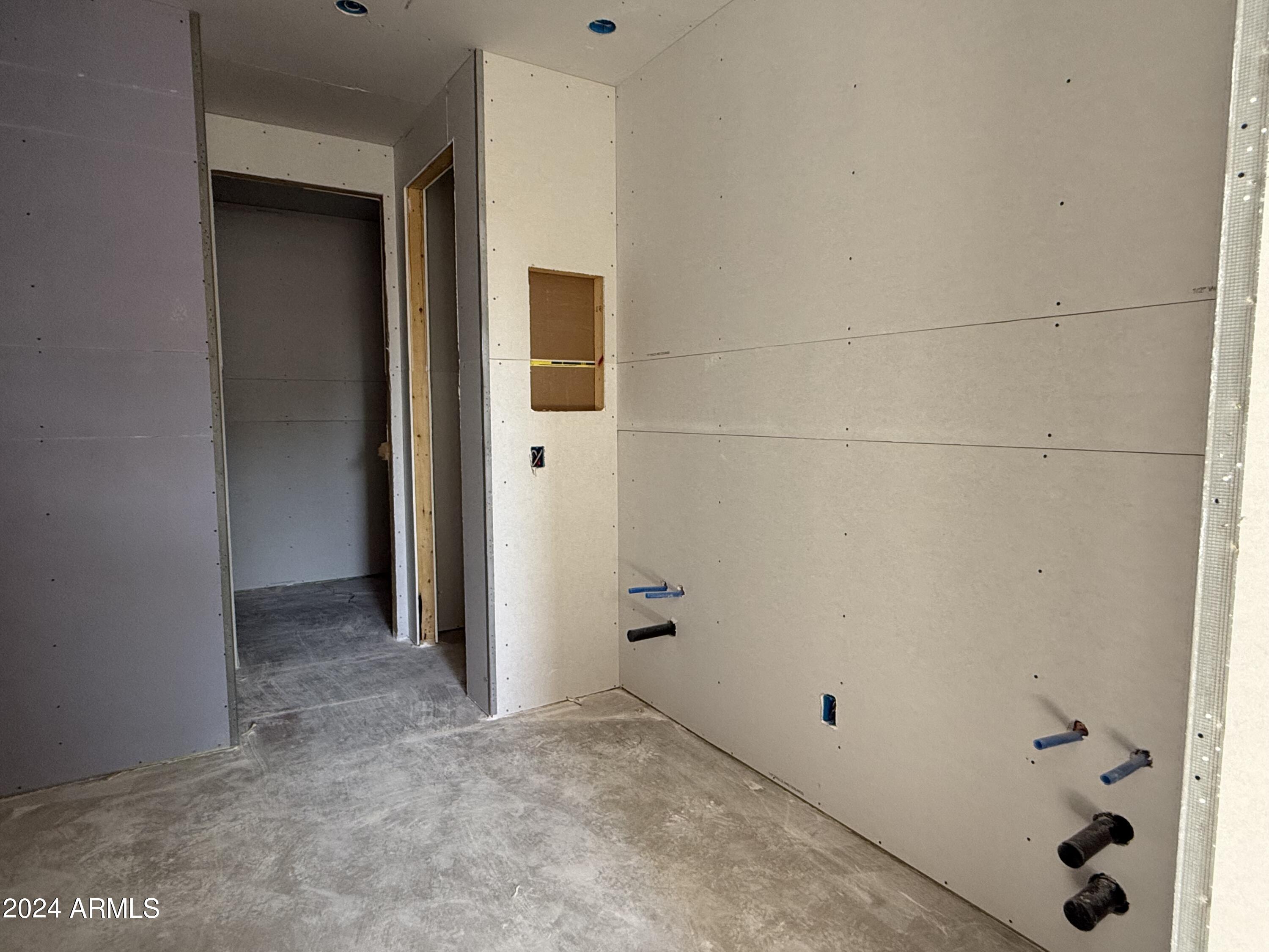 32196 N BUCKARRO Road