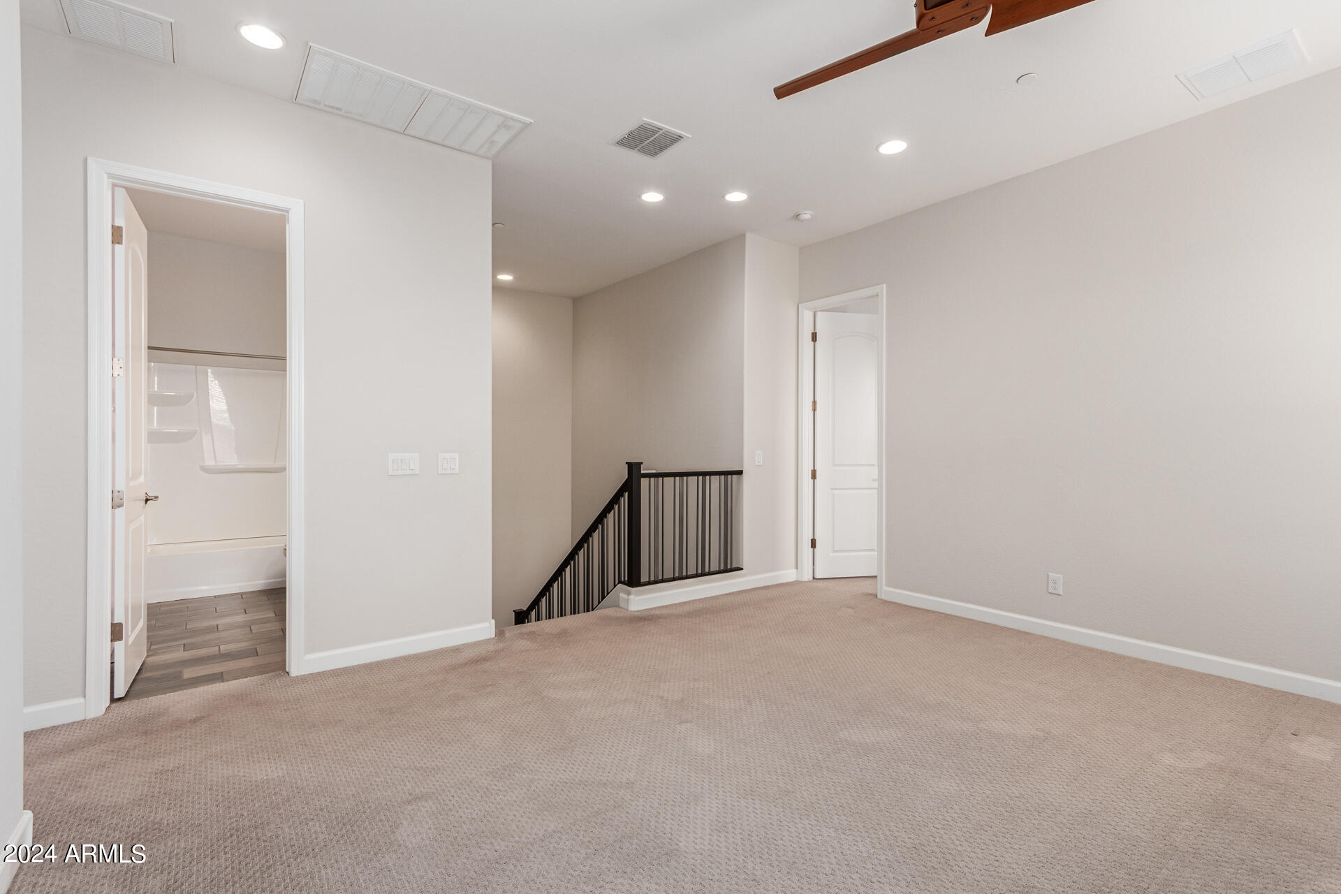 3721 E CATALINA Drive