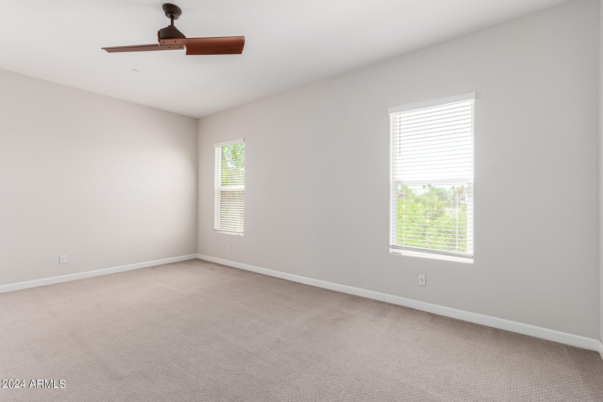 3721 E CATALINA Drive