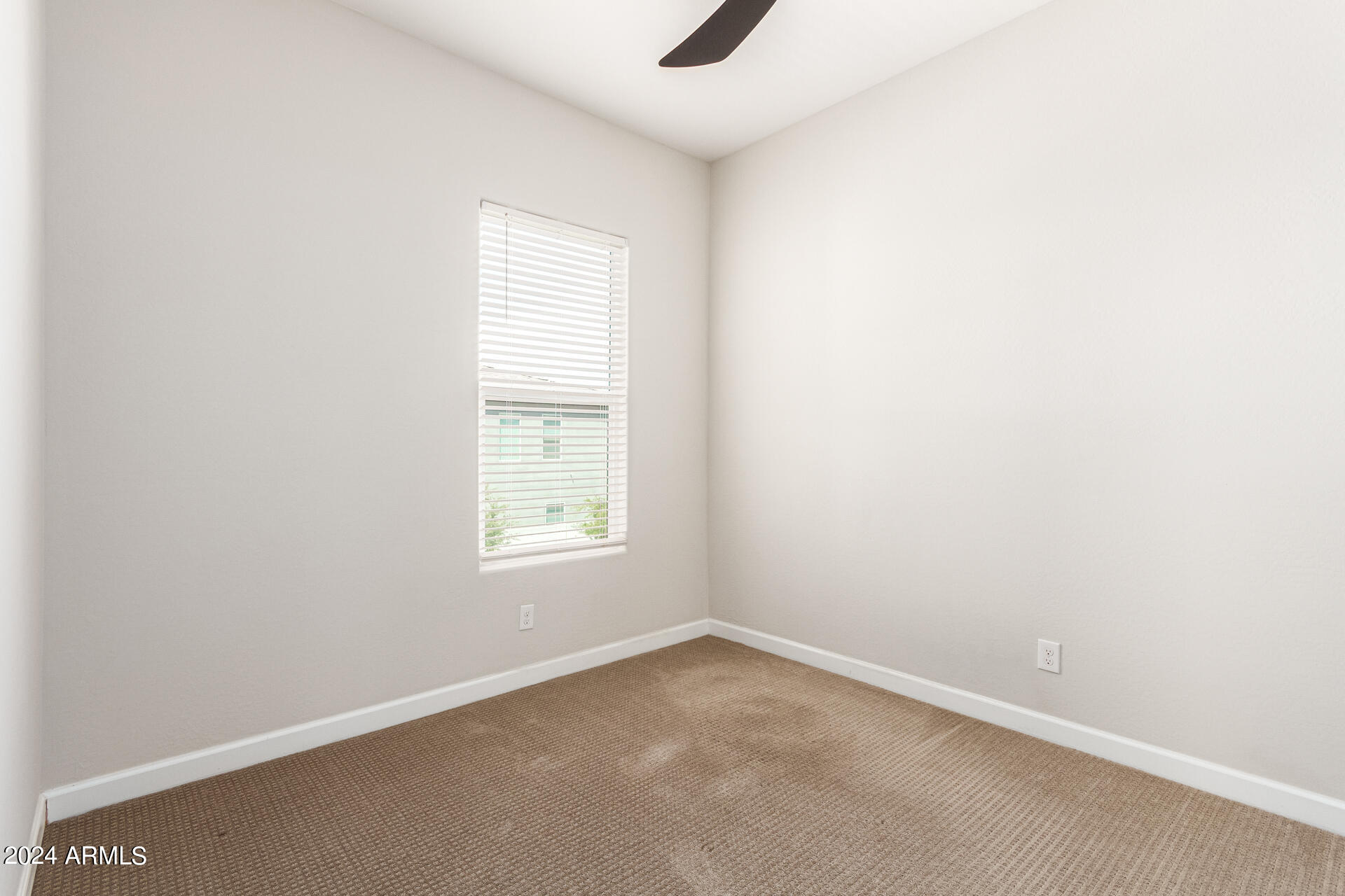 3721 E CATALINA Drive