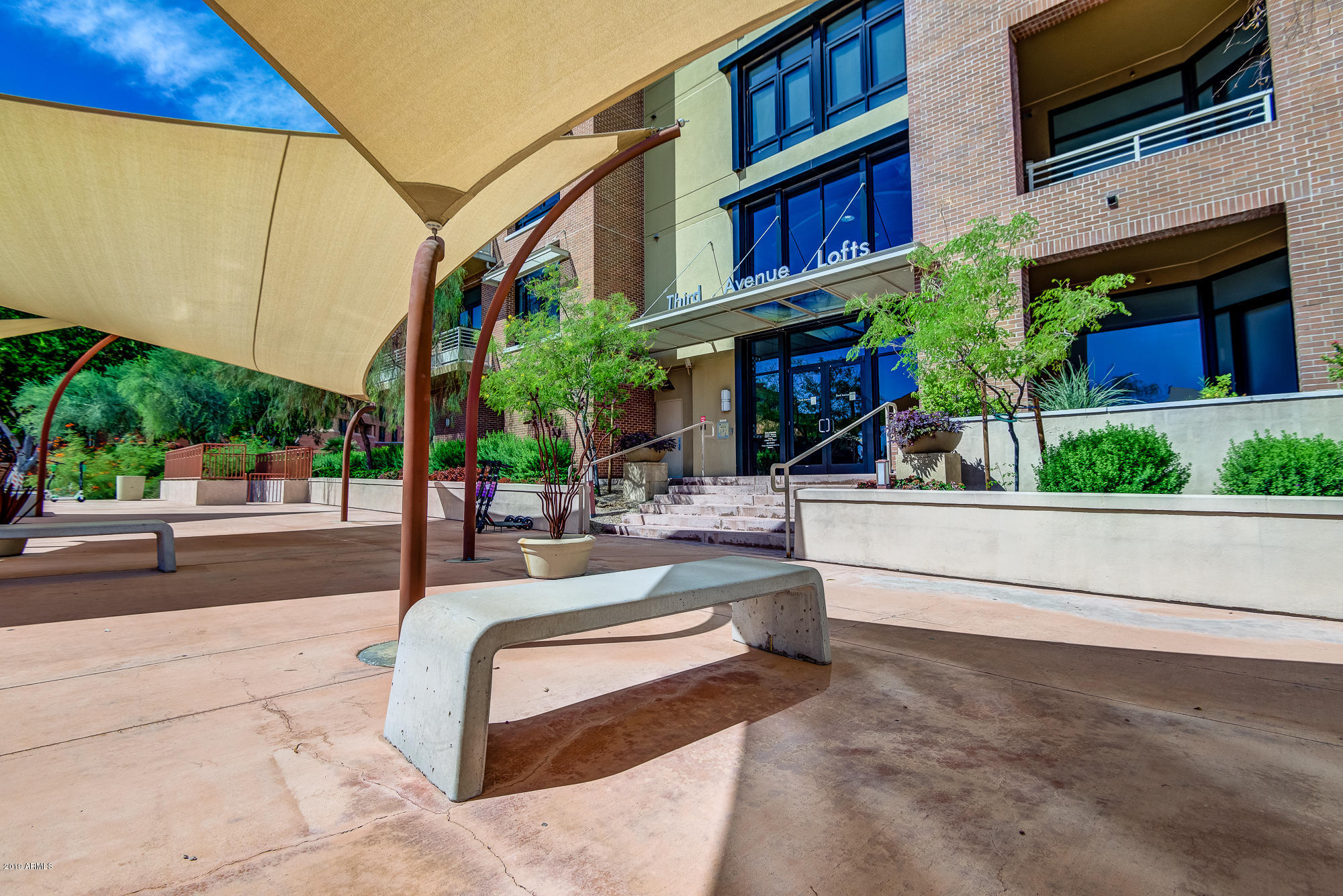 7301 E 3RD Avenue # 320