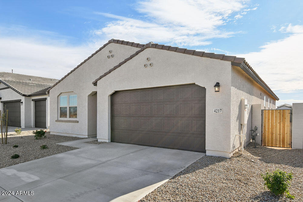 4217 E BROOK LYNN Place