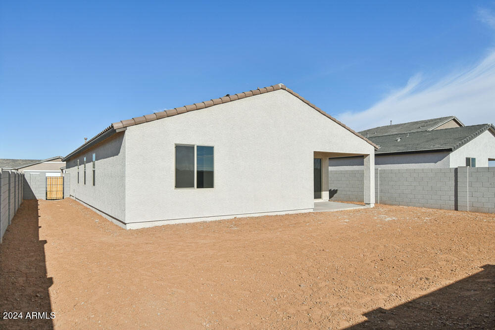4217 E BROOK LYNN Place