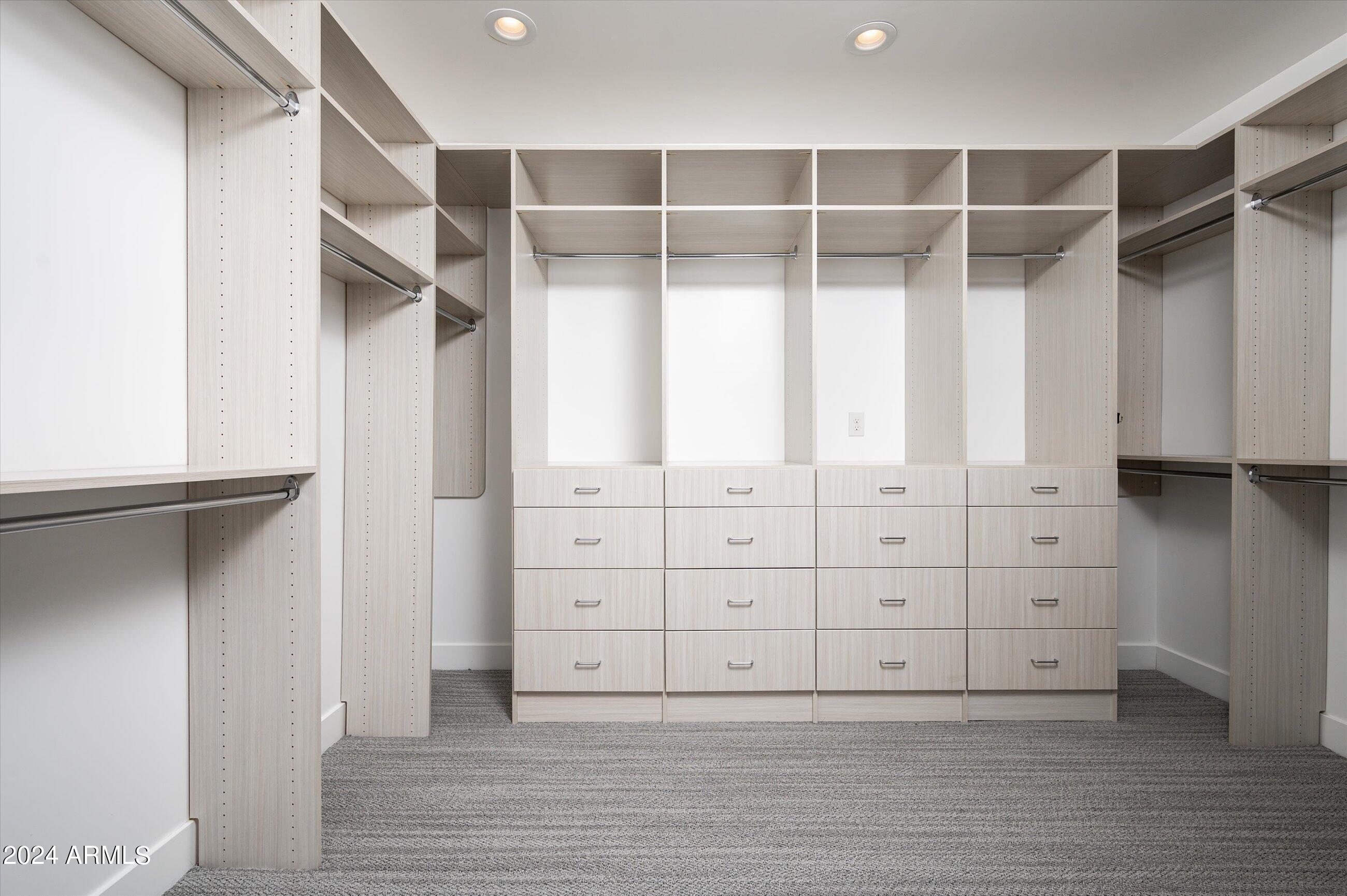 6201 E CALLE REDONDA --