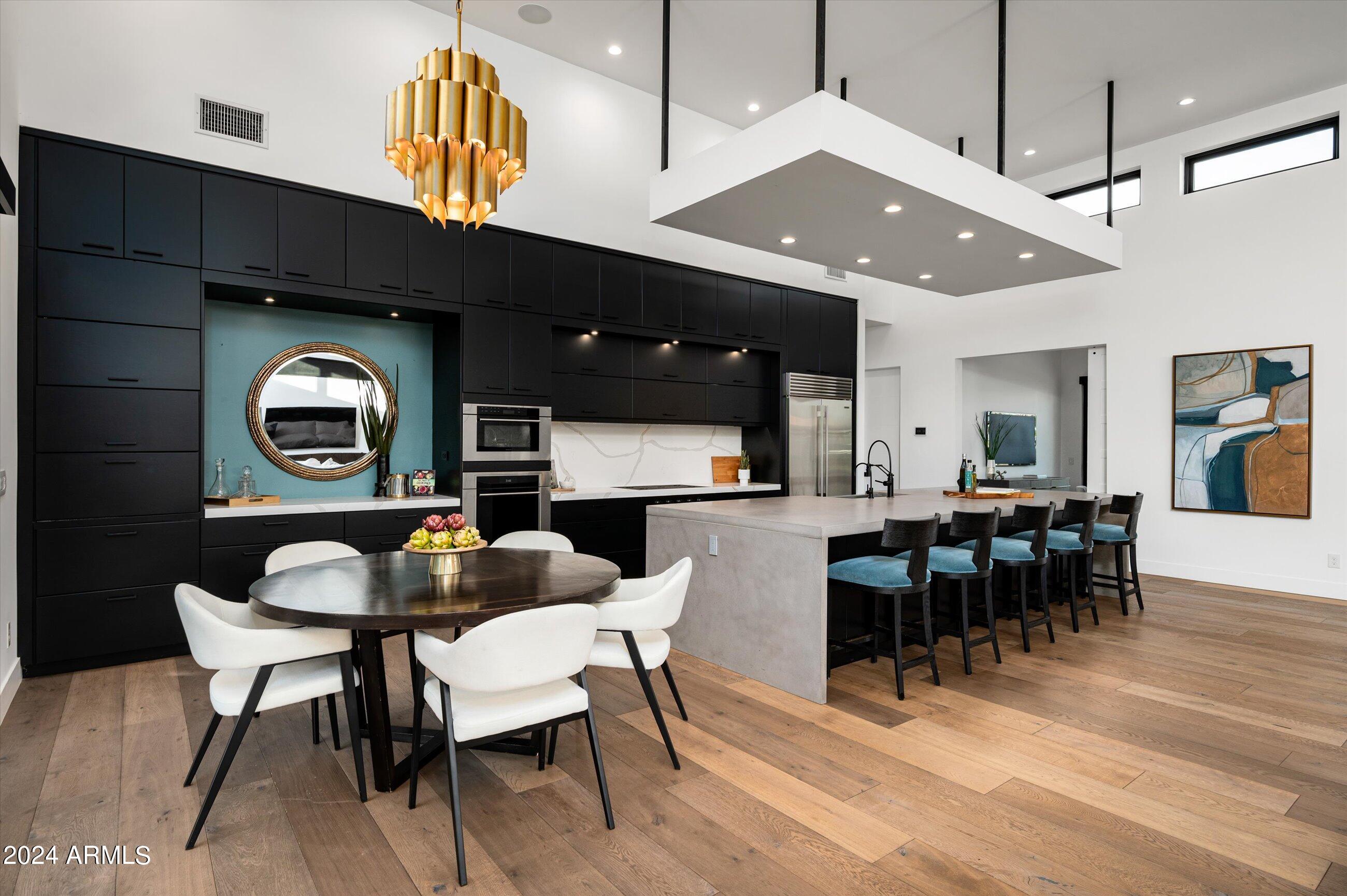 6201 E CALLE REDONDA --