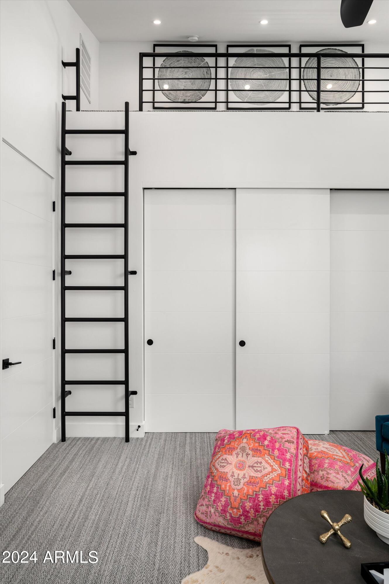 6201 E CALLE REDONDA --