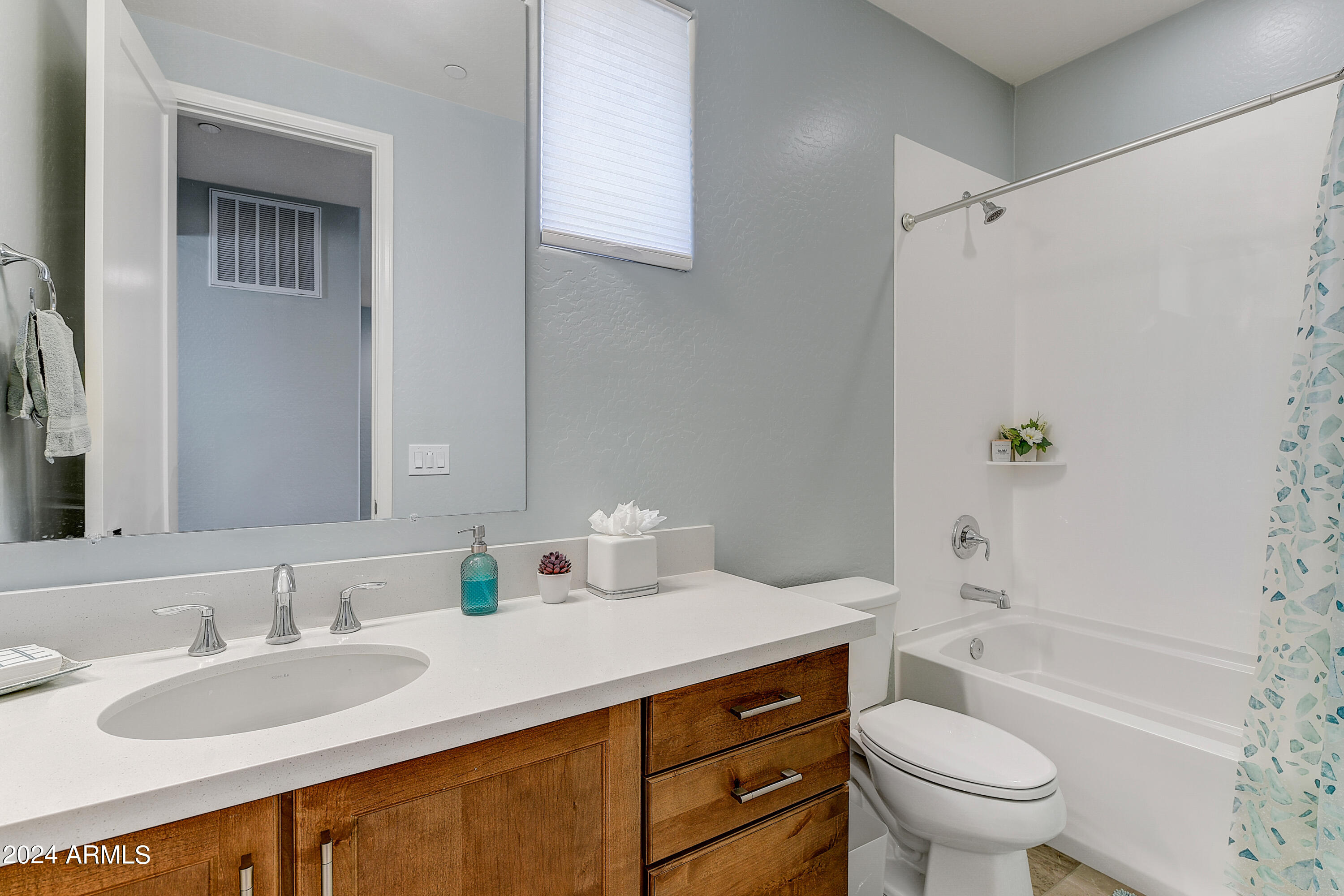 7347 E CASITAS DEL RIO Drive