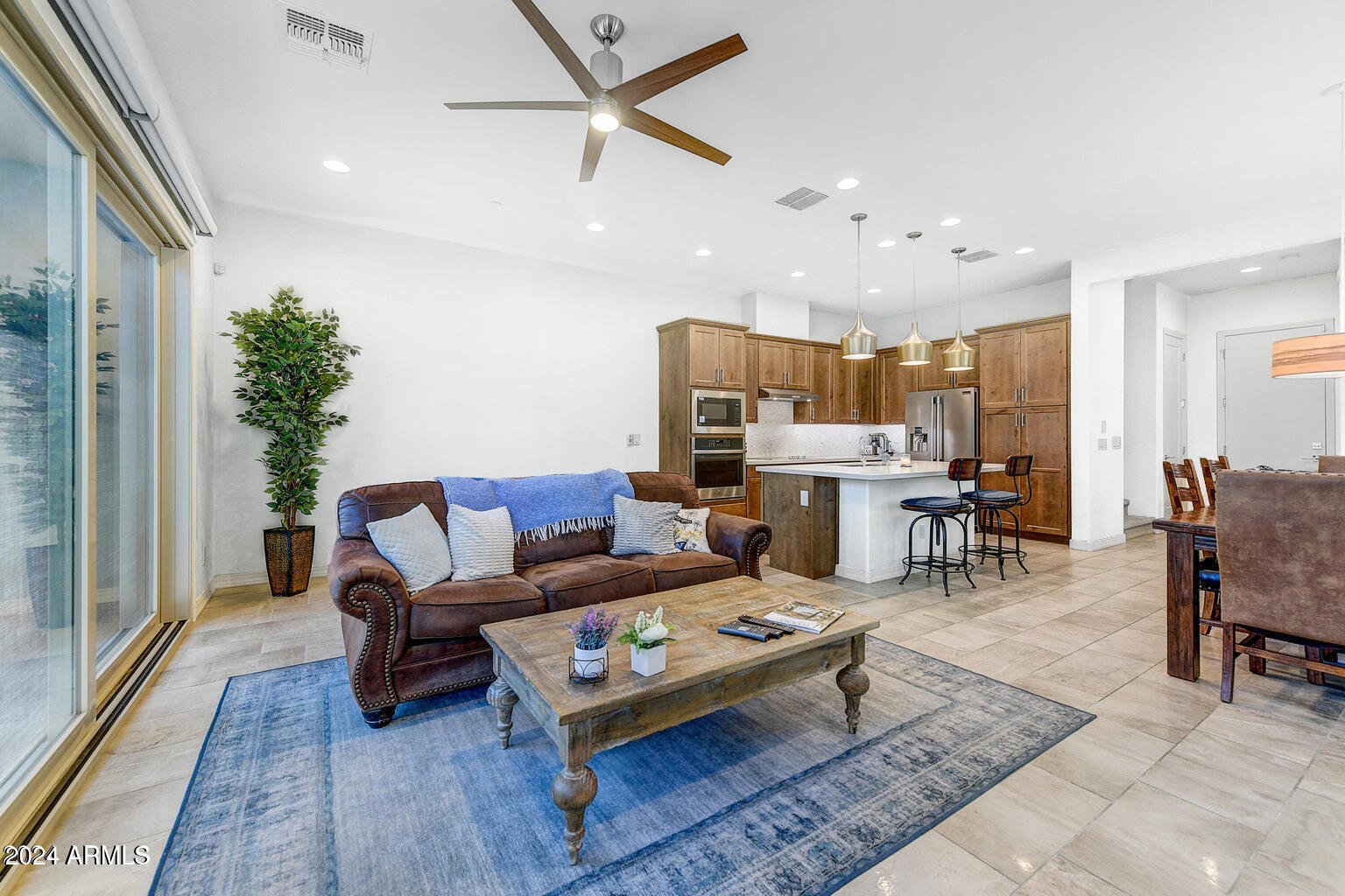 7347 E CASITAS DEL RIO Drive