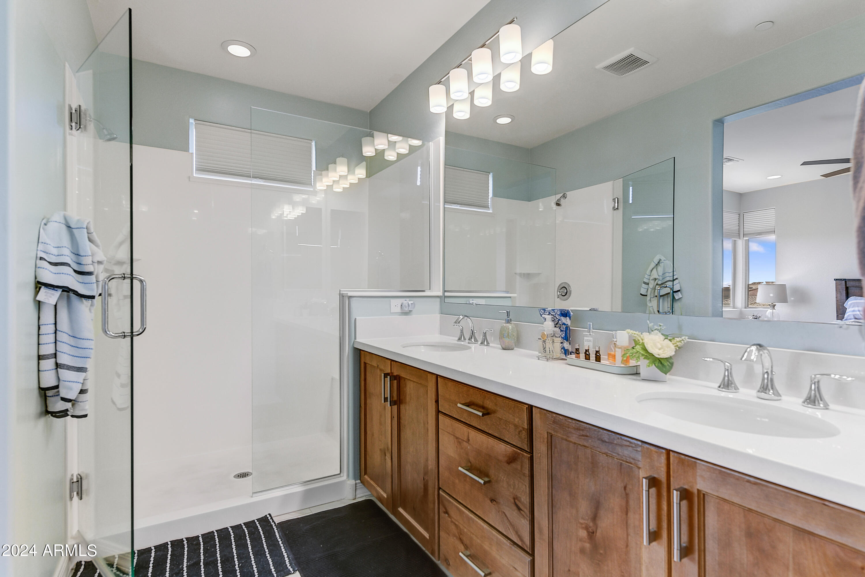 7347 E CASITAS DEL RIO Drive