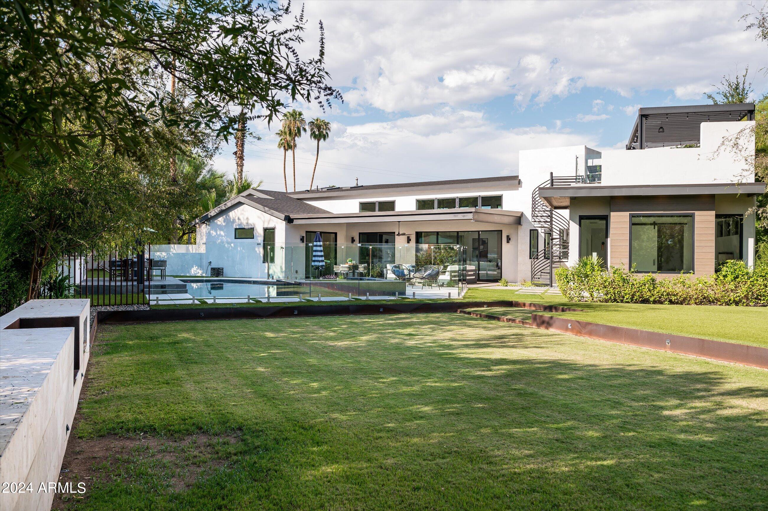 6201 E CALLE REDONDA --