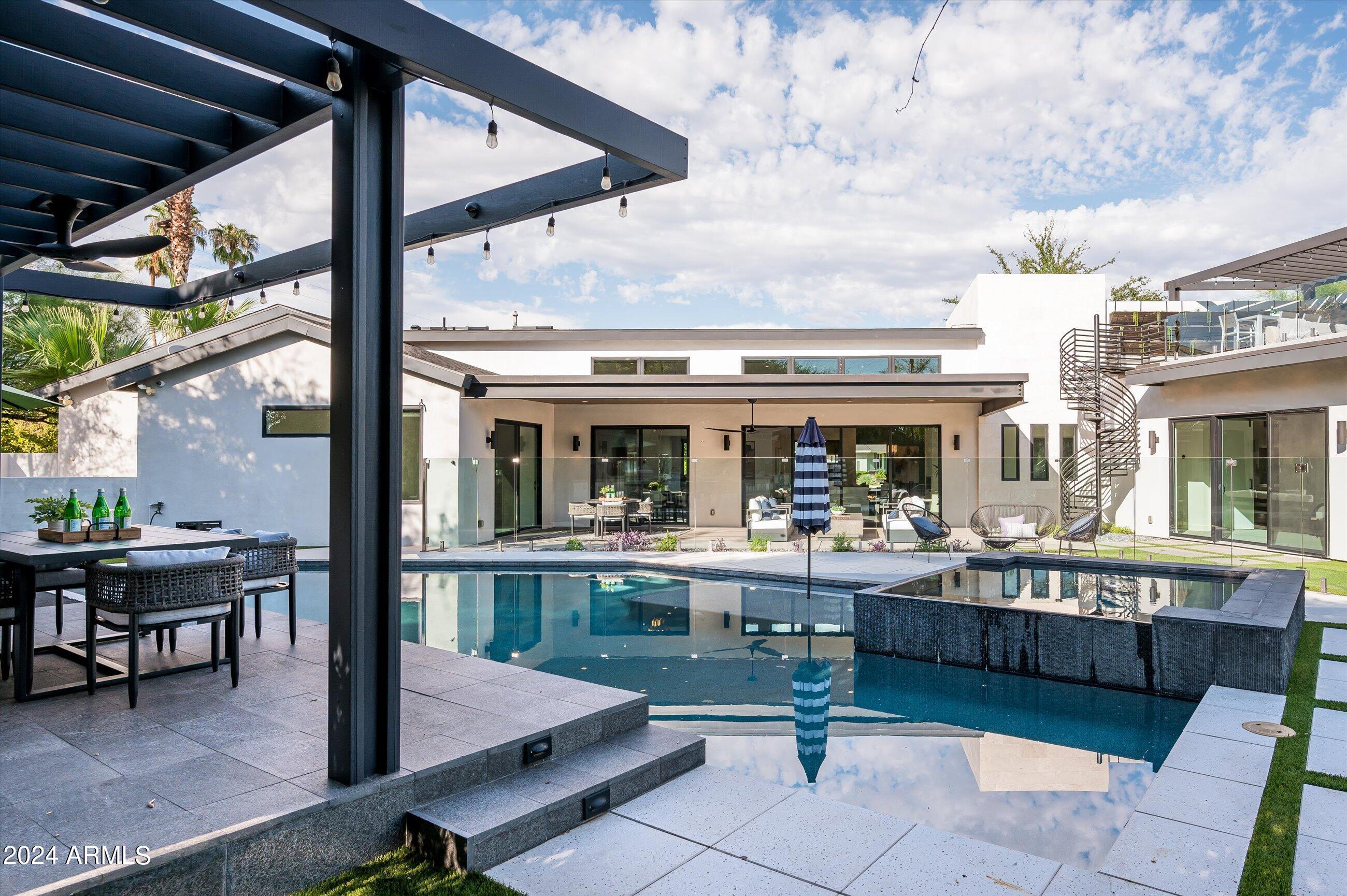 6201 E CALLE REDONDA --