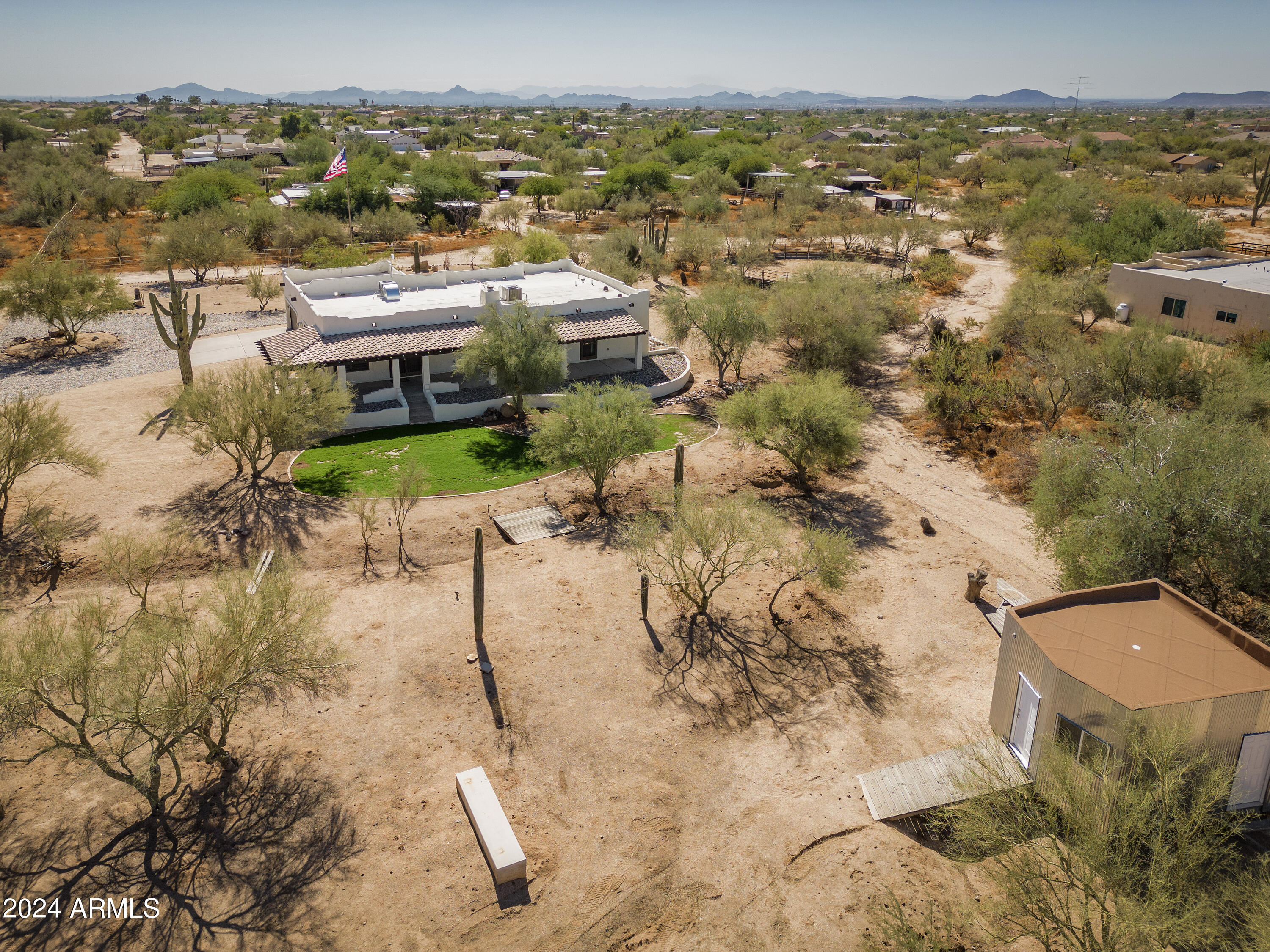 6040 E MORNING VISTA Lane