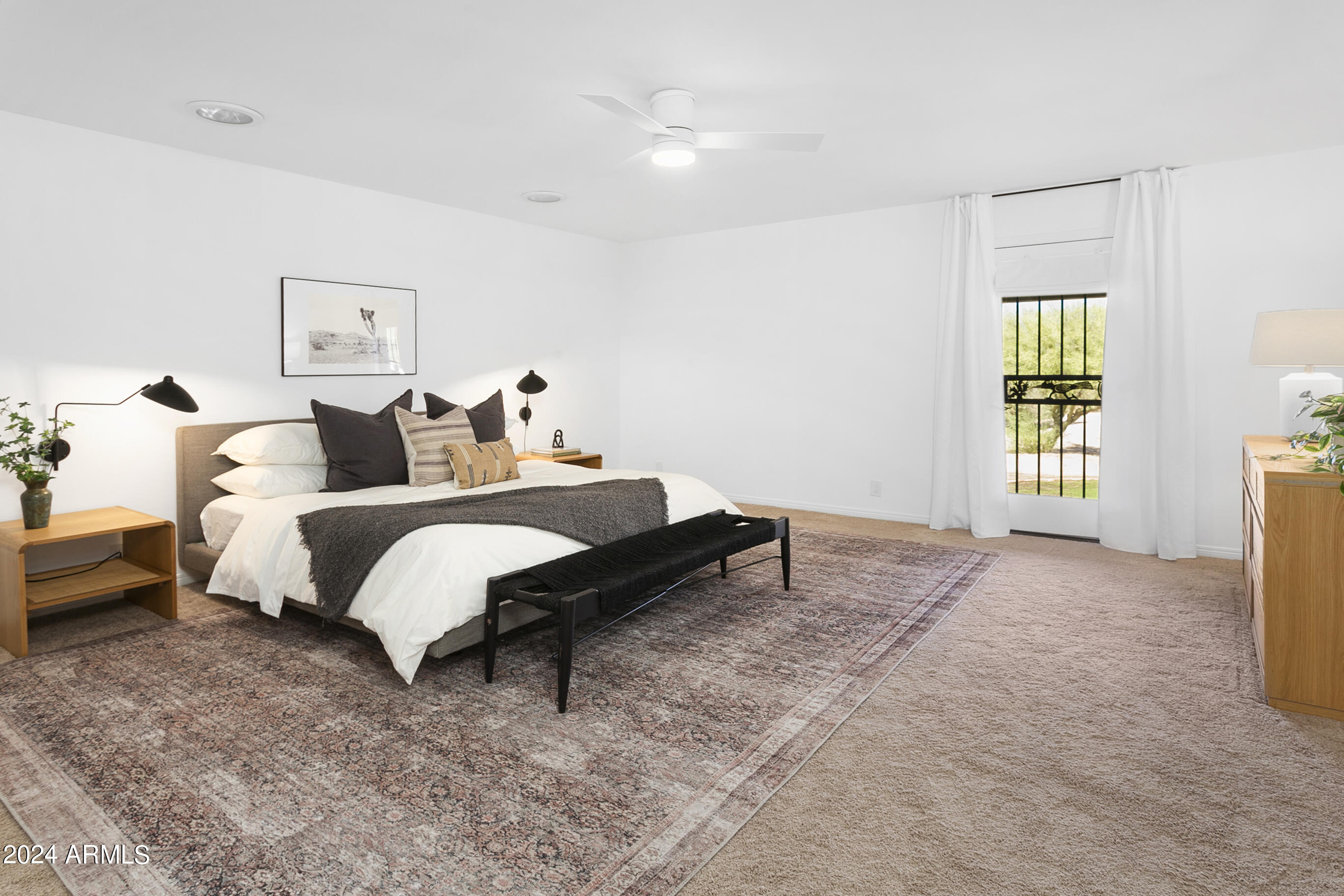 6040 E MORNING VISTA Lane