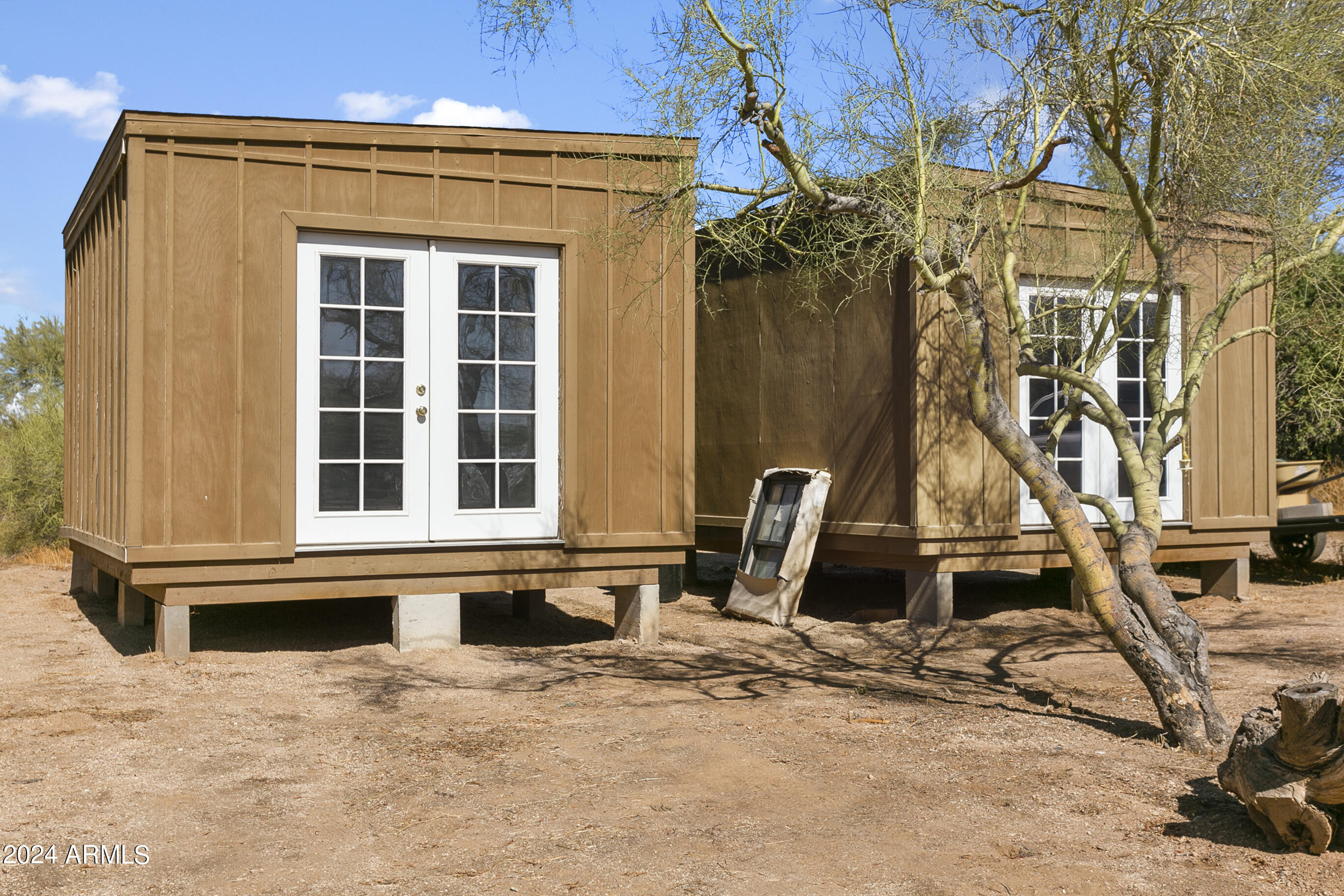 6040 E MORNING VISTA Lane