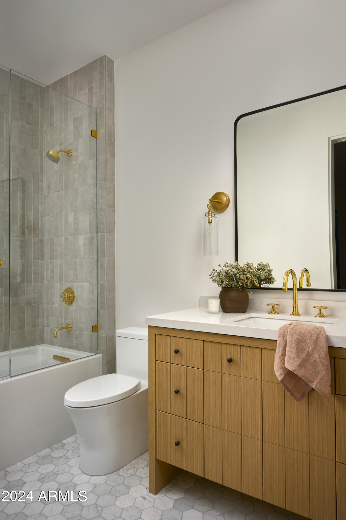 4723 E MARIPOSA Street