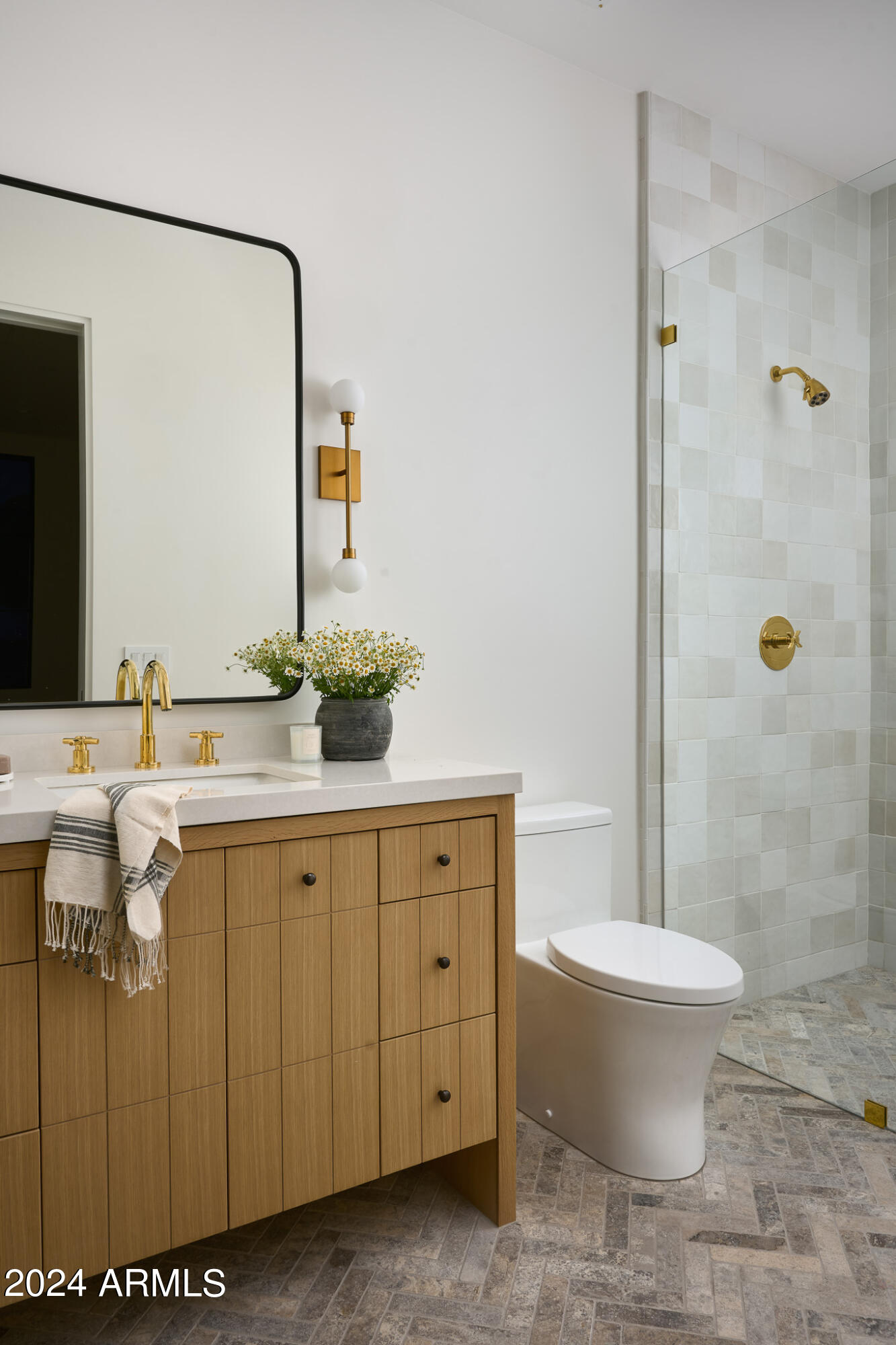 4723 E MARIPOSA Street