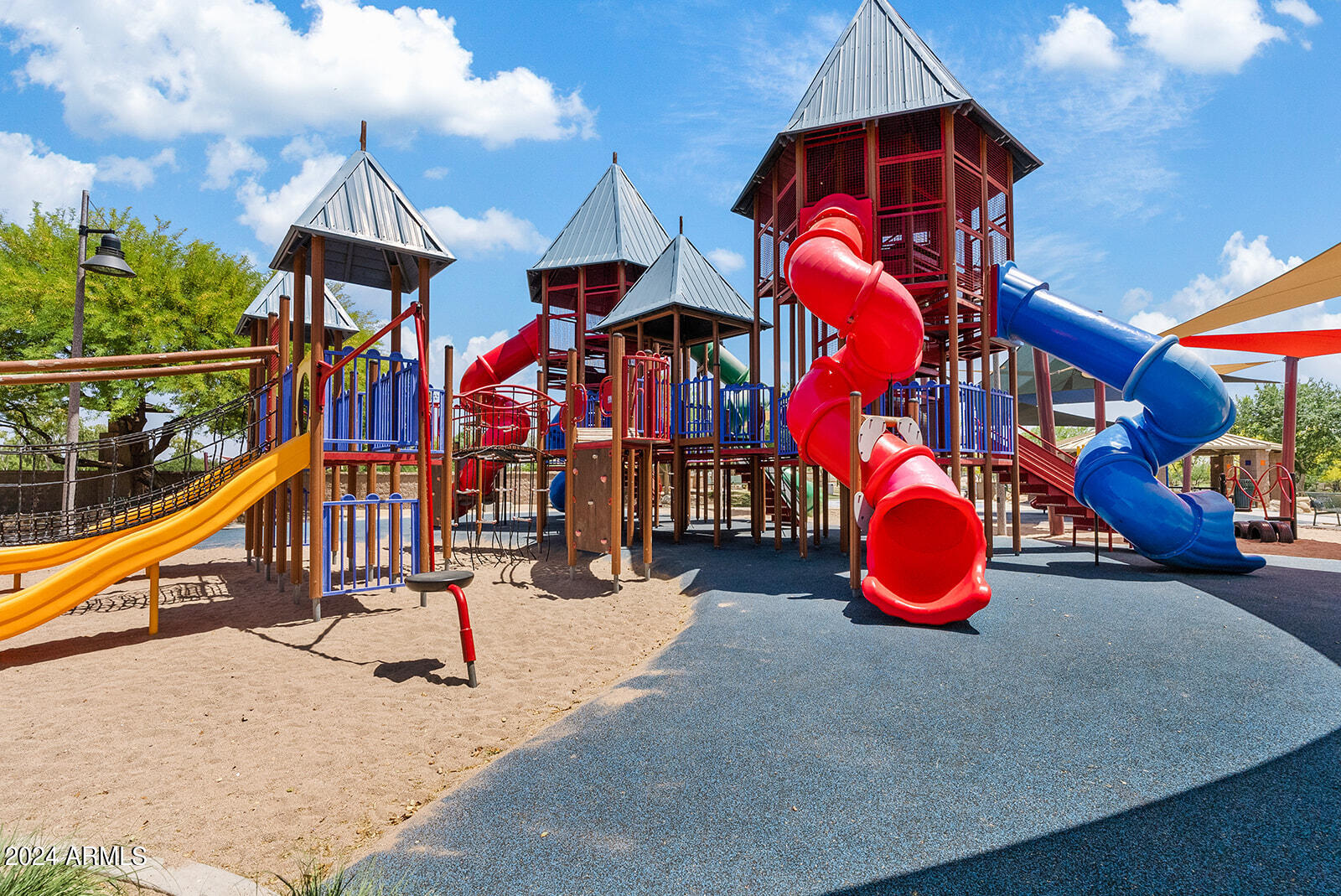 3419 N Spyglass Drive