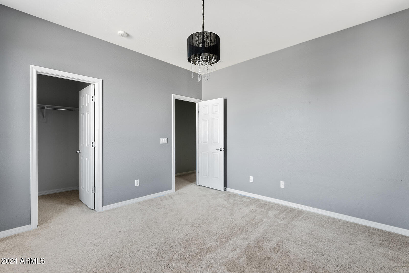 3419 N Spyglass Drive