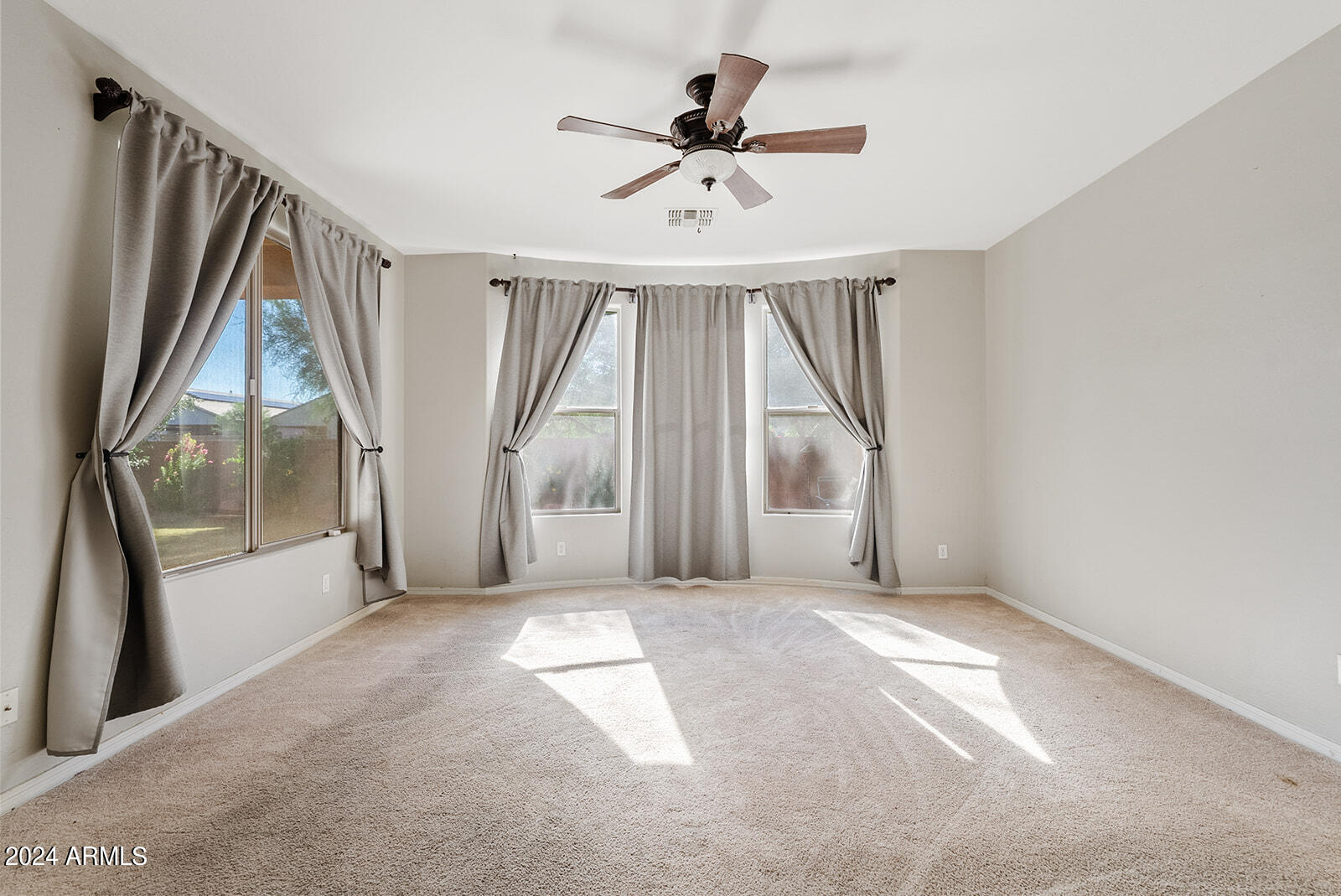 3419 N Spyglass Drive