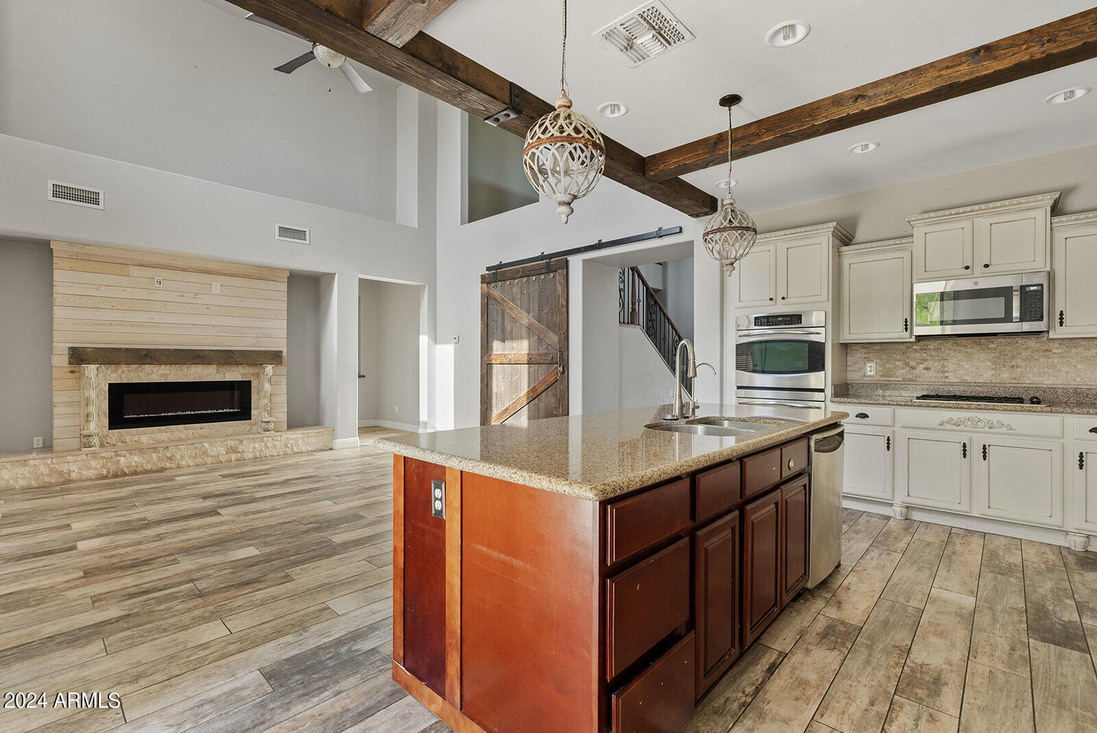 3419 N Spyglass Drive