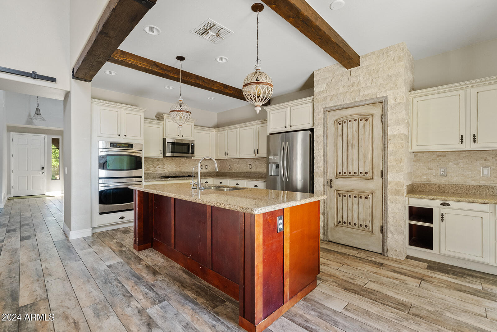 3419 N Spyglass Drive