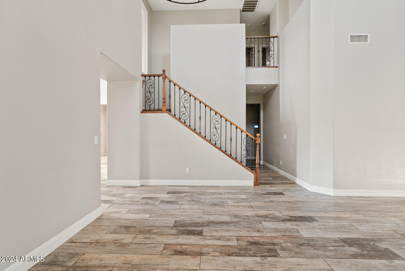 3419 N Spyglass Drive