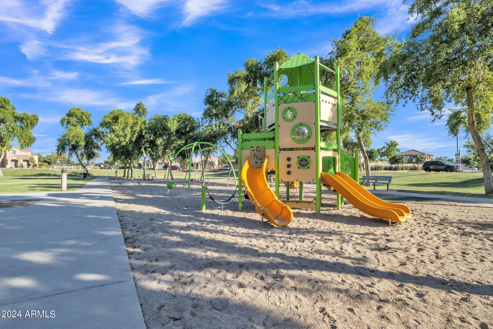 4152 E Woodside Court