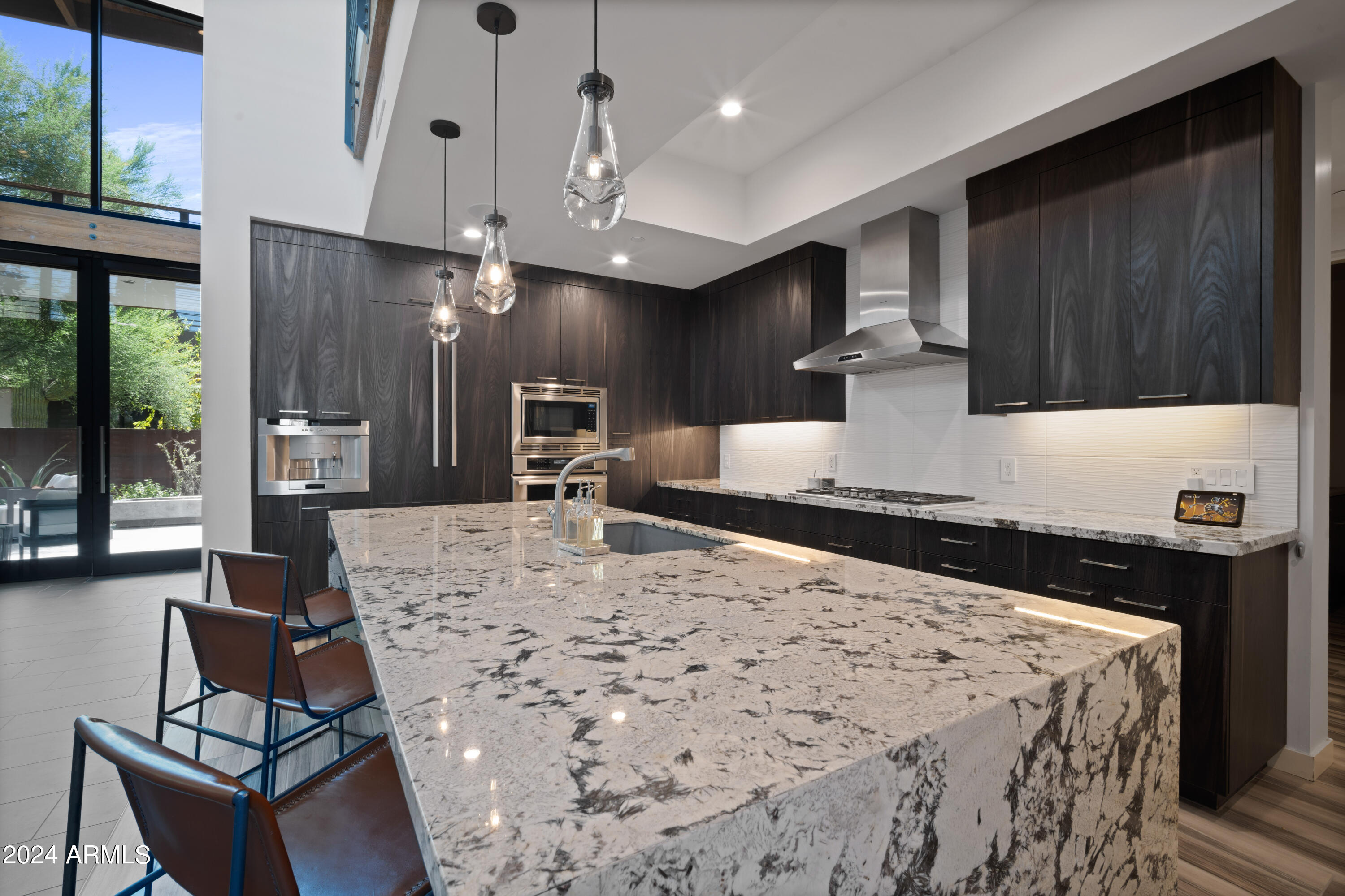 6525 E Cave Creek Road Unit: 4