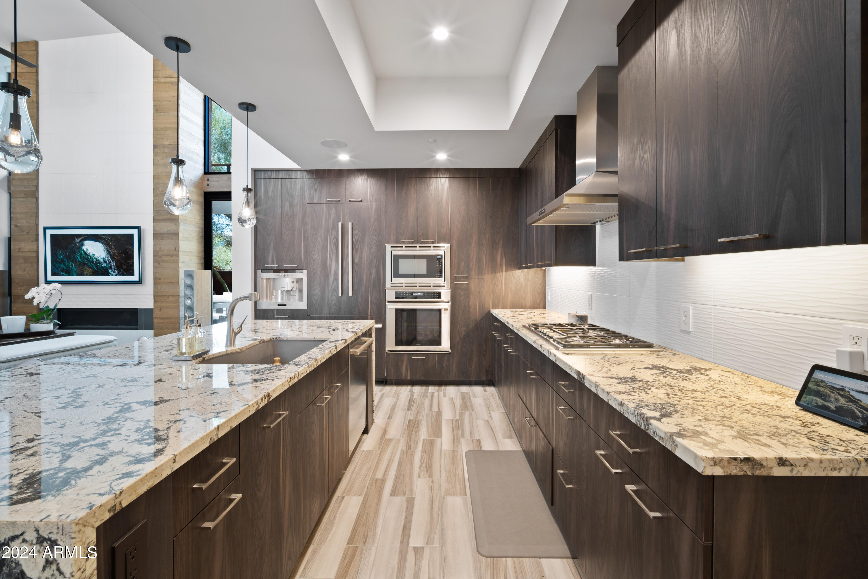 6525 E Cave Creek Road Unit: 4