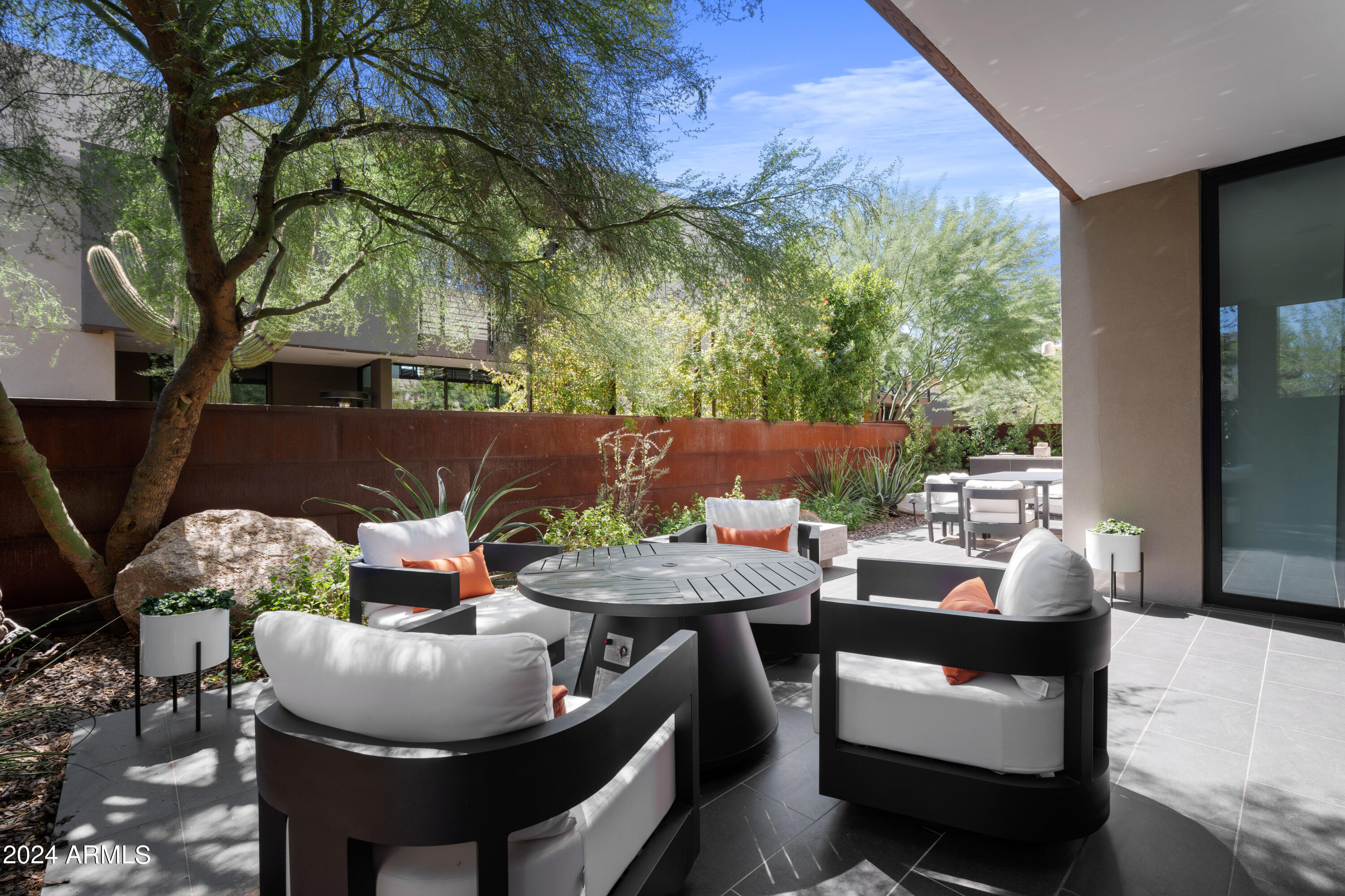 6525 E Cave Creek Road Unit: 4