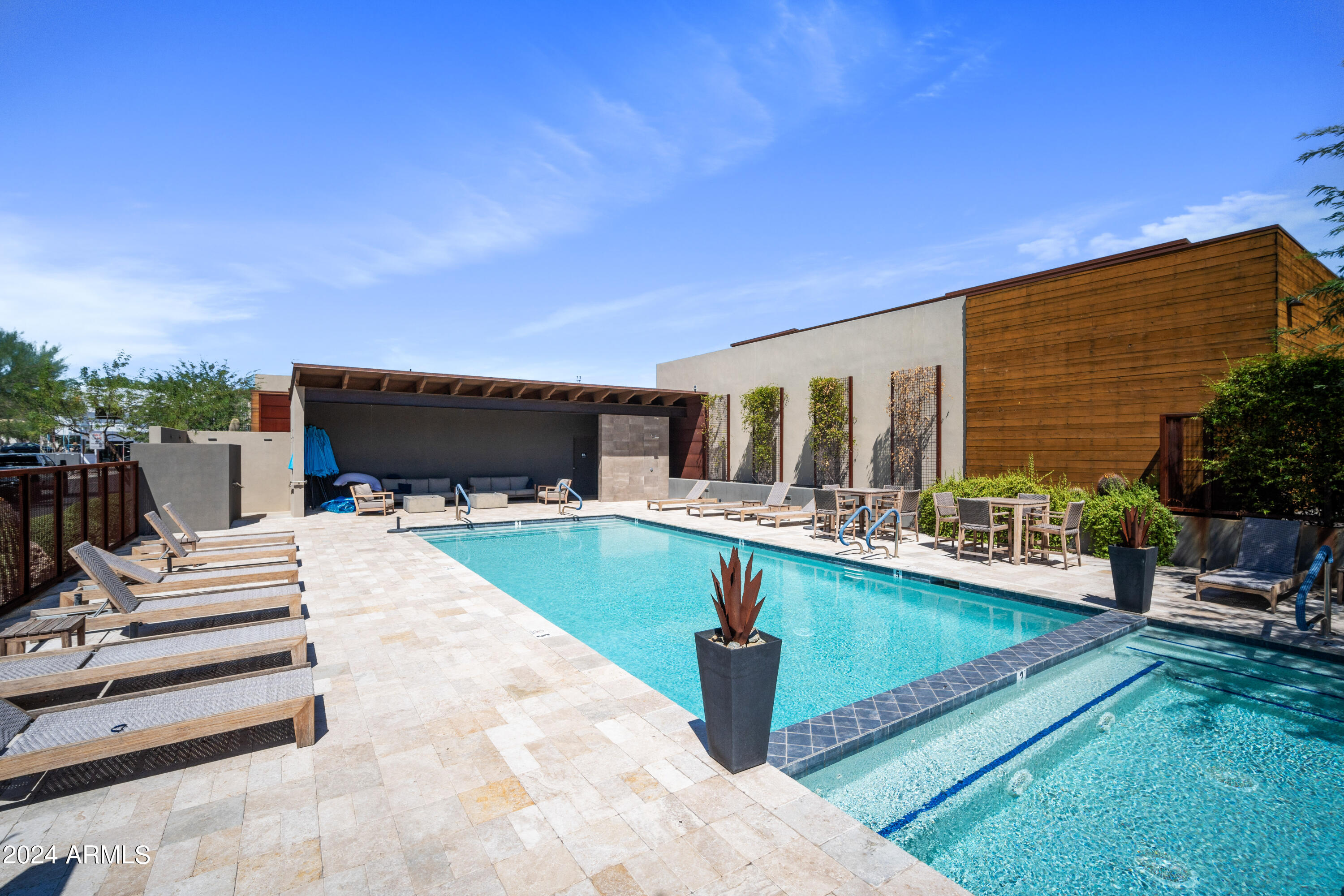 6525 E Cave Creek Road Unit: 4