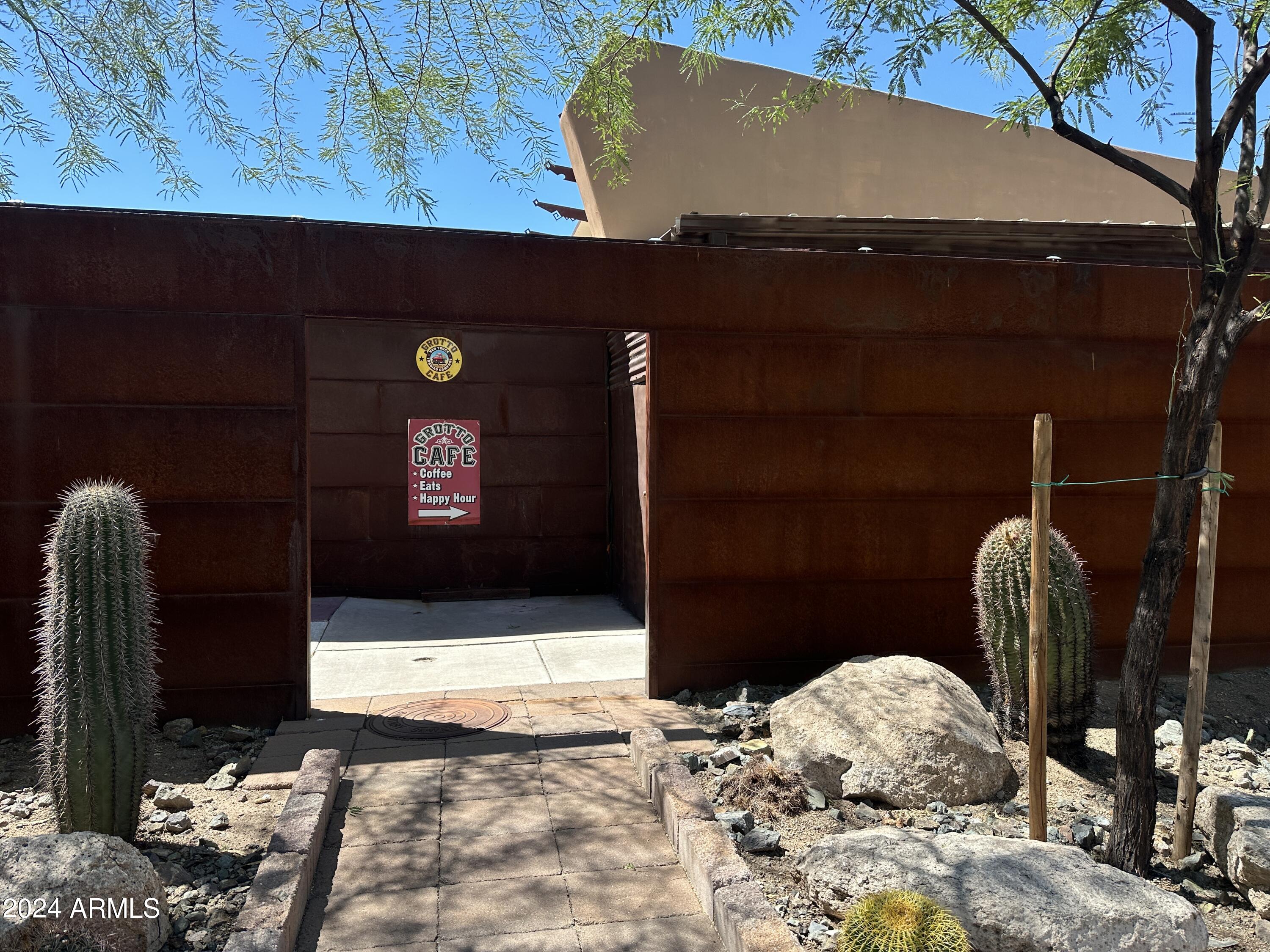 6525 E Cave Creek Road Unit: 4