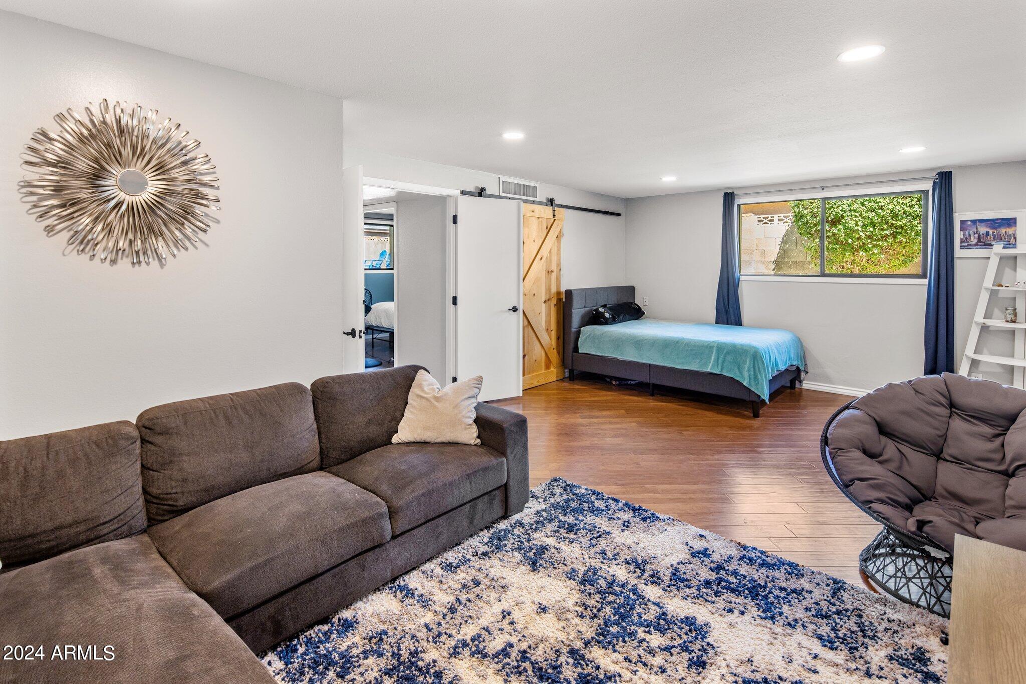 8632 E MONTEBELLO Avenue