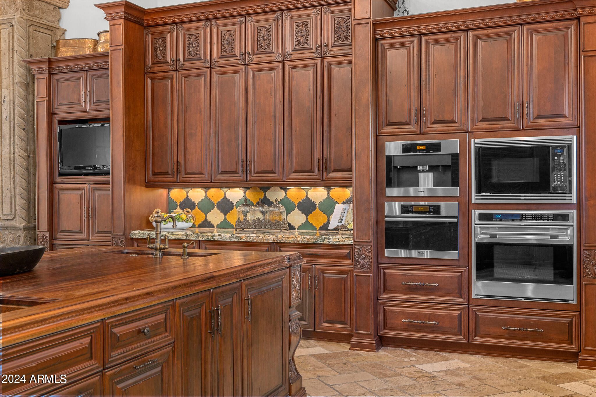 9705 E CHOLLA Street