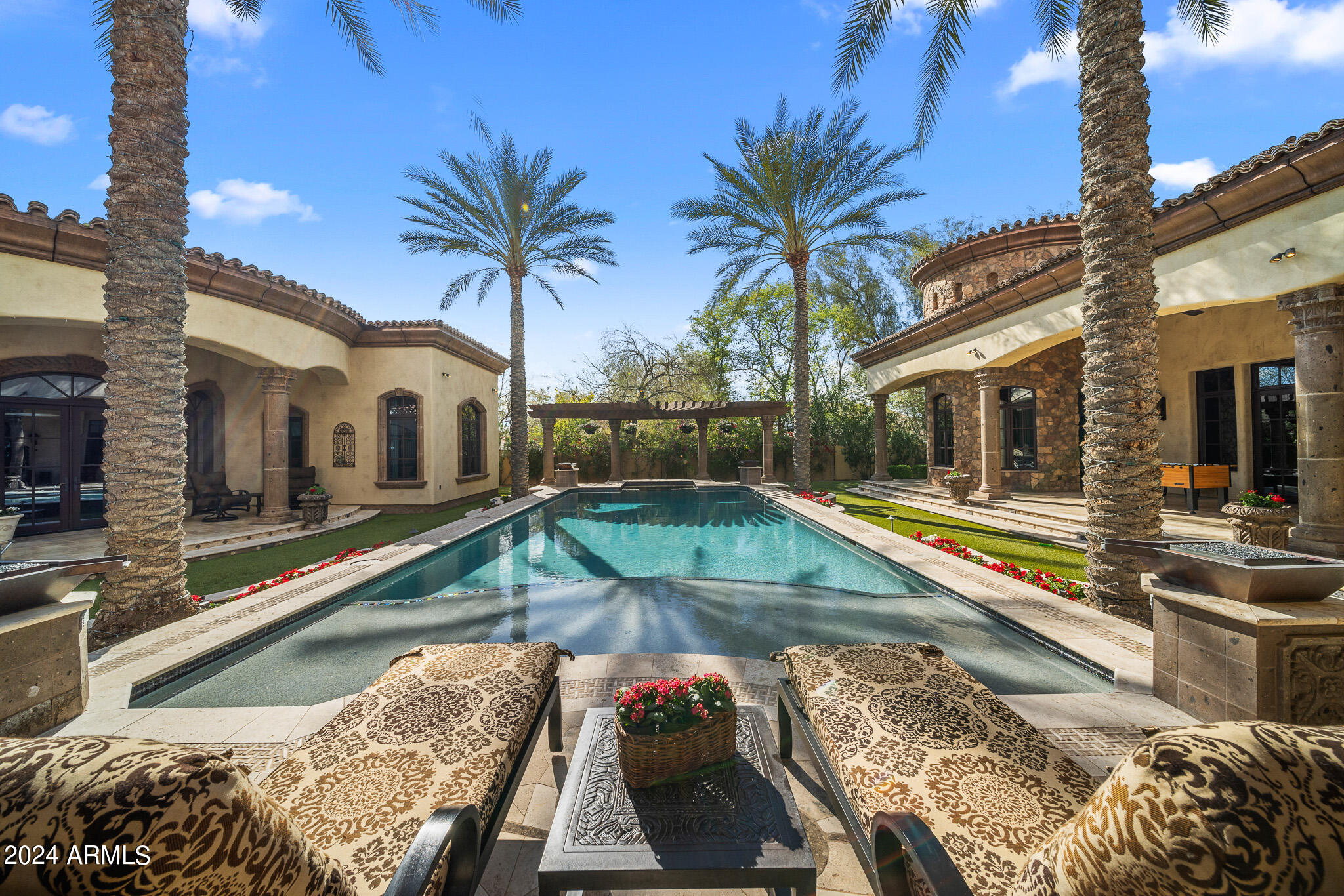 9705 E CHOLLA Street