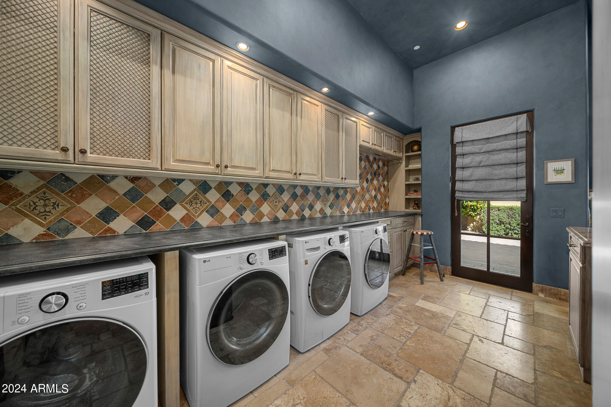 9705 E CHOLLA Street