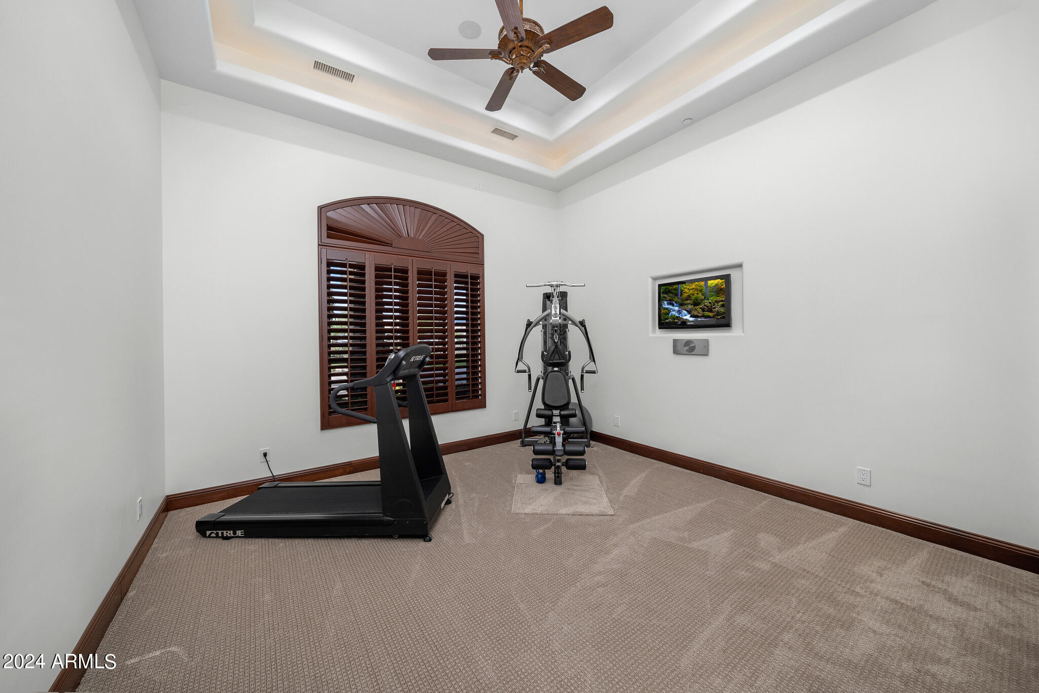 9705 E CHOLLA Street