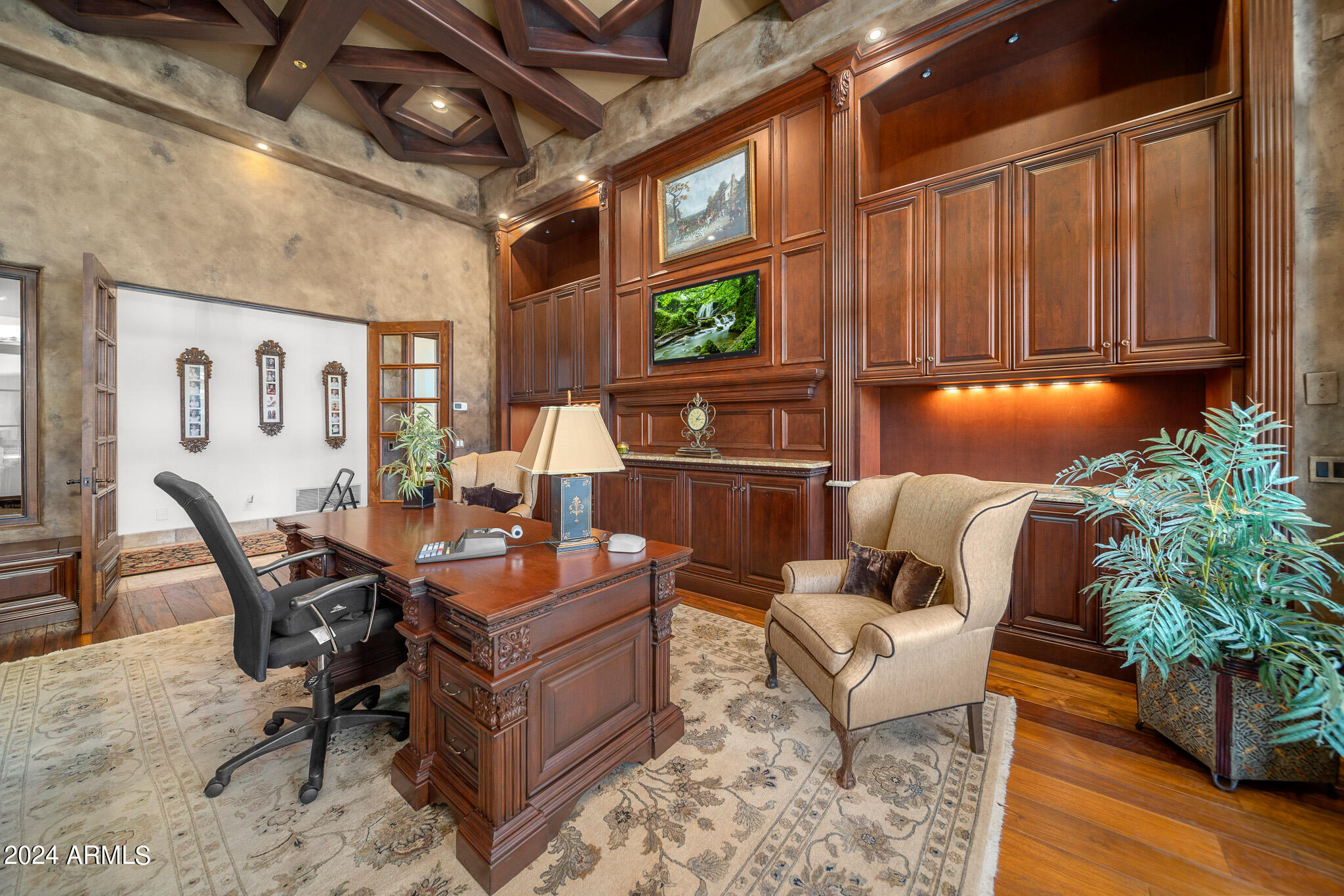 9705 E CHOLLA Street