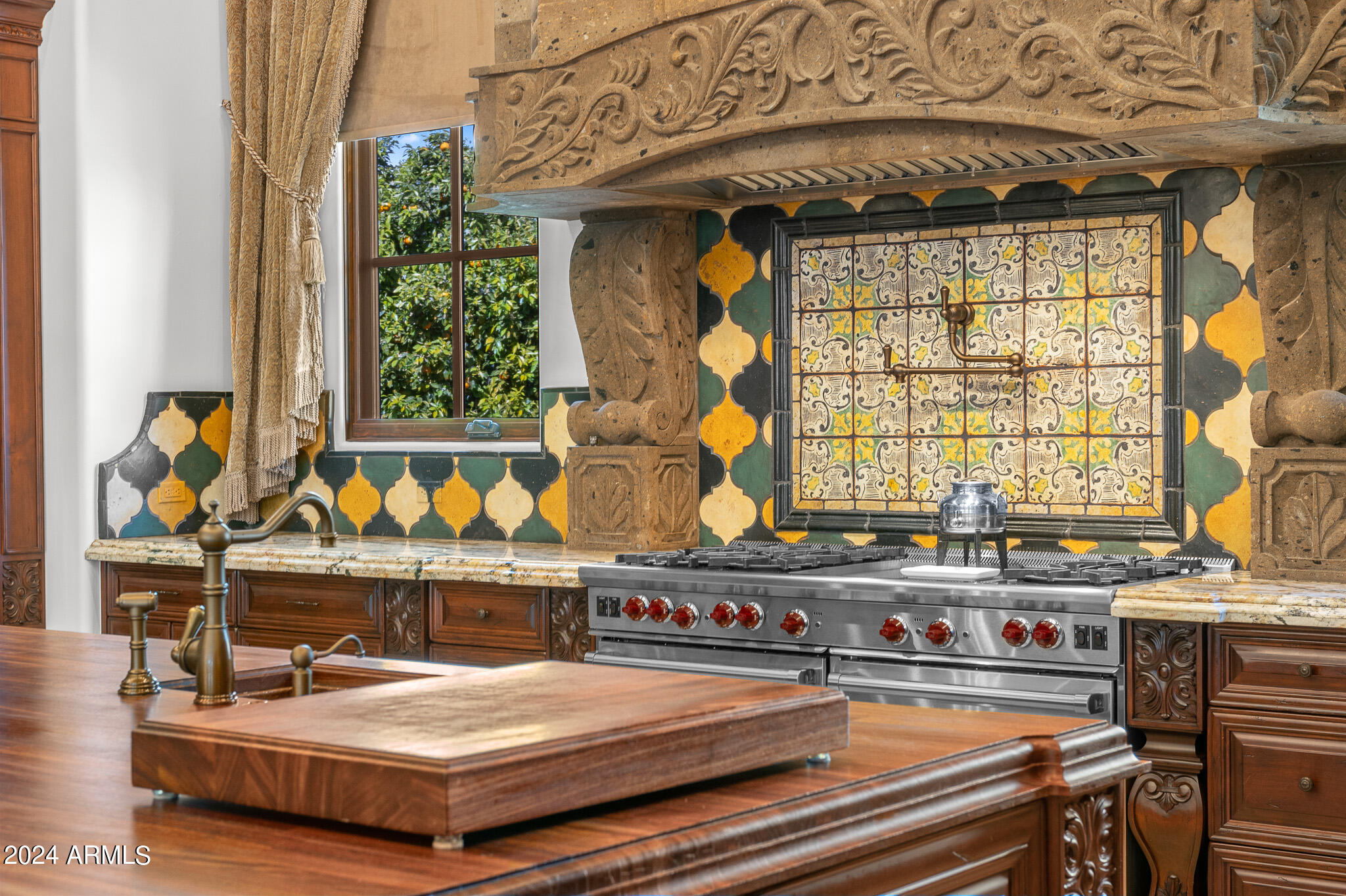 9705 E CHOLLA Street