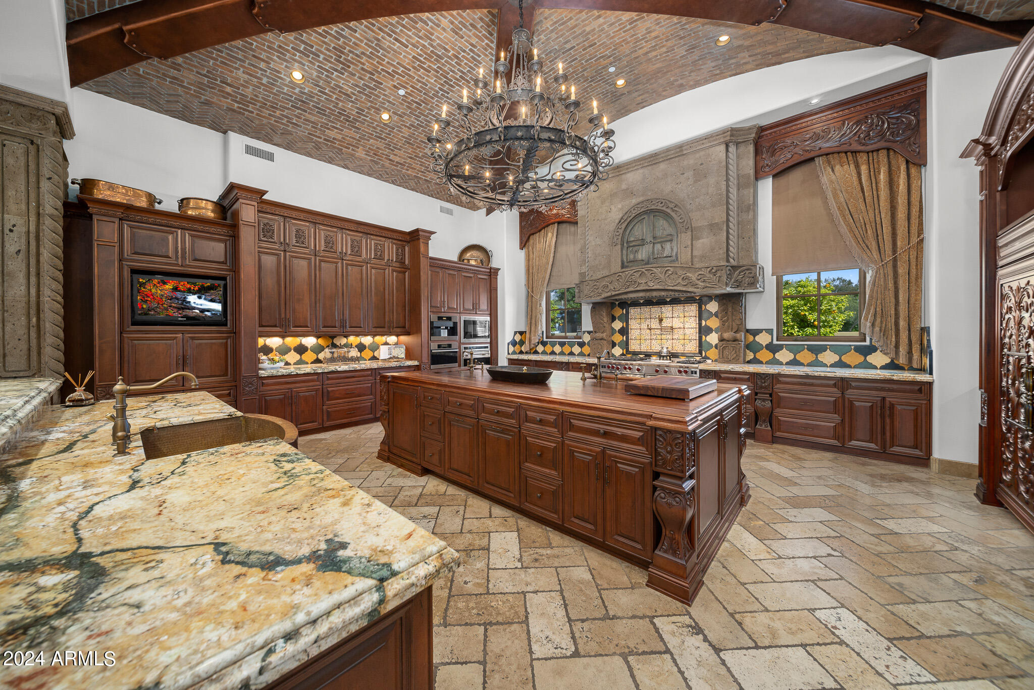 9705 E CHOLLA Street