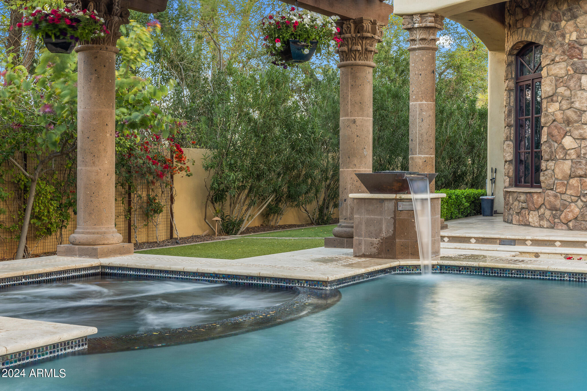 9705 E CHOLLA Street