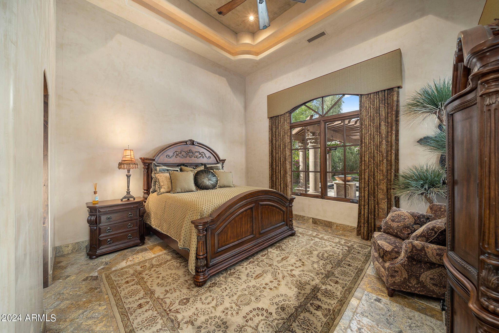 9705 E CHOLLA Street