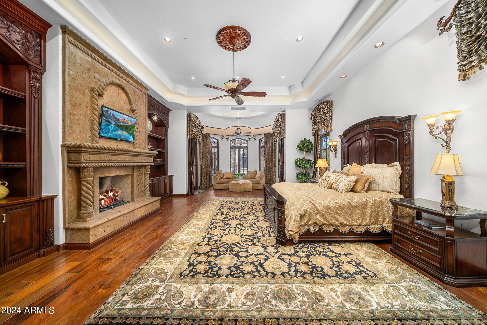 9705 E CHOLLA Street