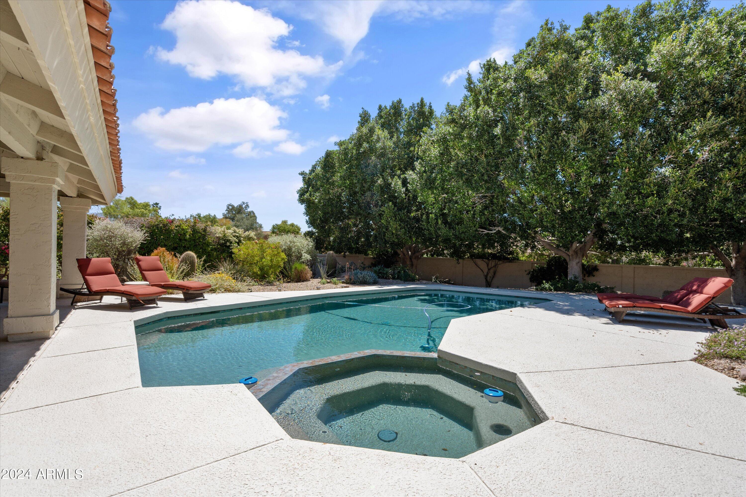 22415 N LA SENDA Drive